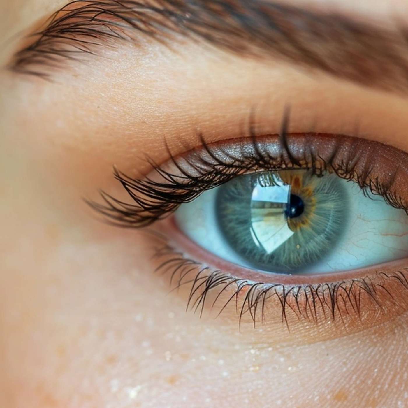 Can I Buy Colored Contact Lenses Without a Prescription?