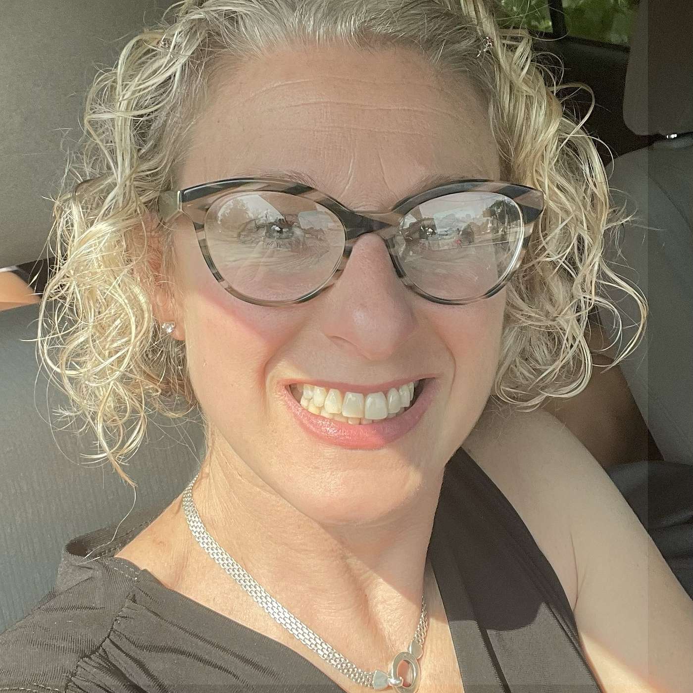 Linda Grace Morris: Baltimore Boomer Tales from the Hood