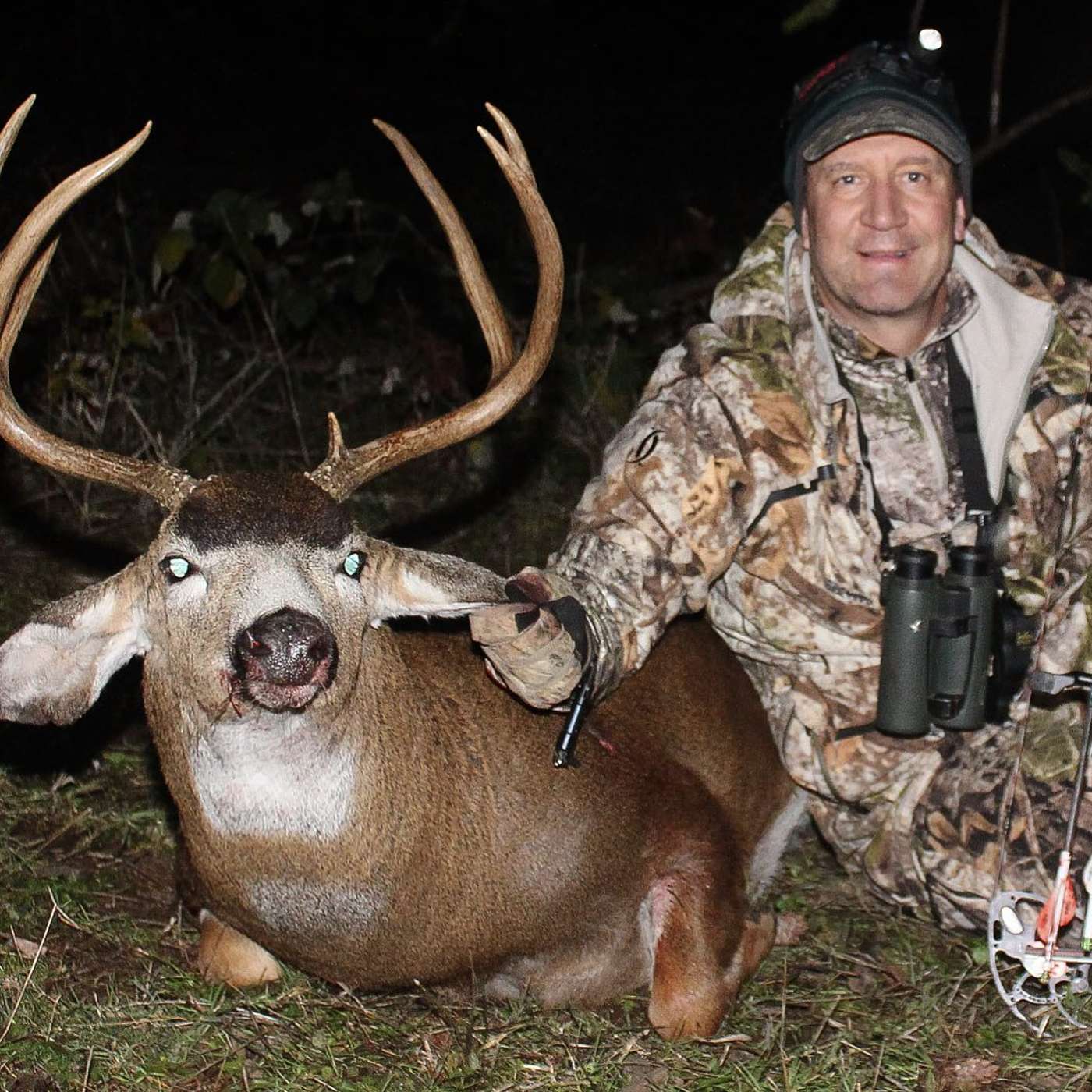 #4 - Blacktailed Deer Hunting, Patience, and the Power of Information Based Hunting with Scott Haugen episode artwork