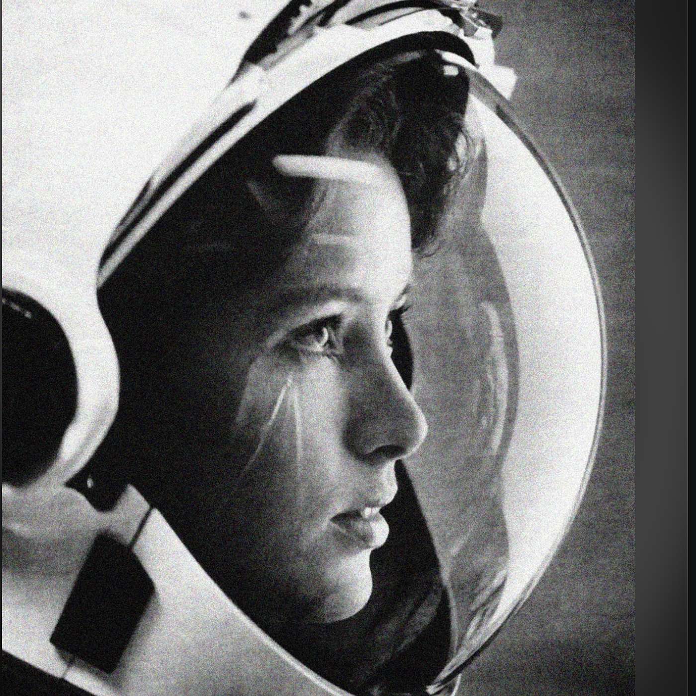 Wednesday, November 5, 2025 - All hail ANNA Lee Fisher, first mother in space!