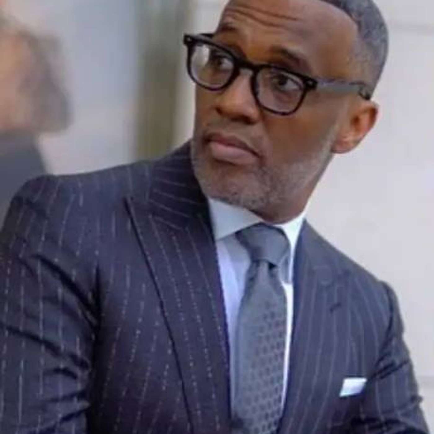 Kevin Samuels DESTROYS Woman Who "Won't Settle" {Reaction} | Helios Blog 696