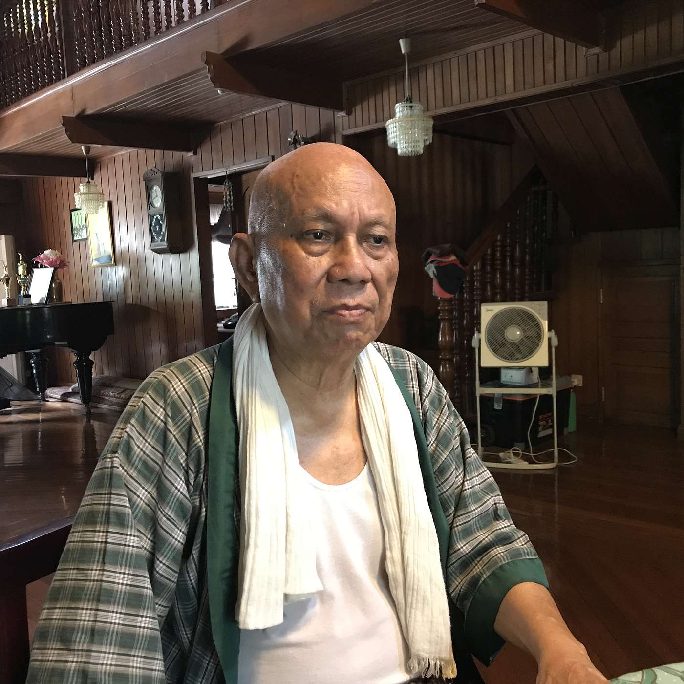 U Ngwe Win, born 1933, diplomat, comments on life and customs and on the life of a civil servant during military rule