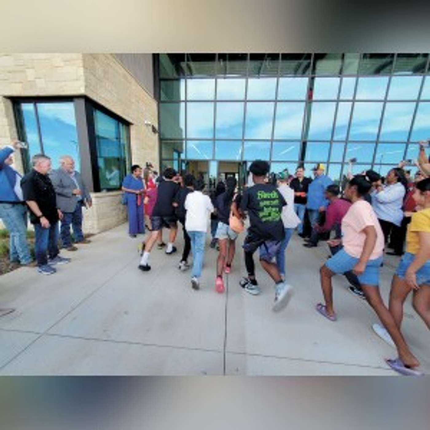 East Central ISD opens new middle school in St. Hedwig episode artwork