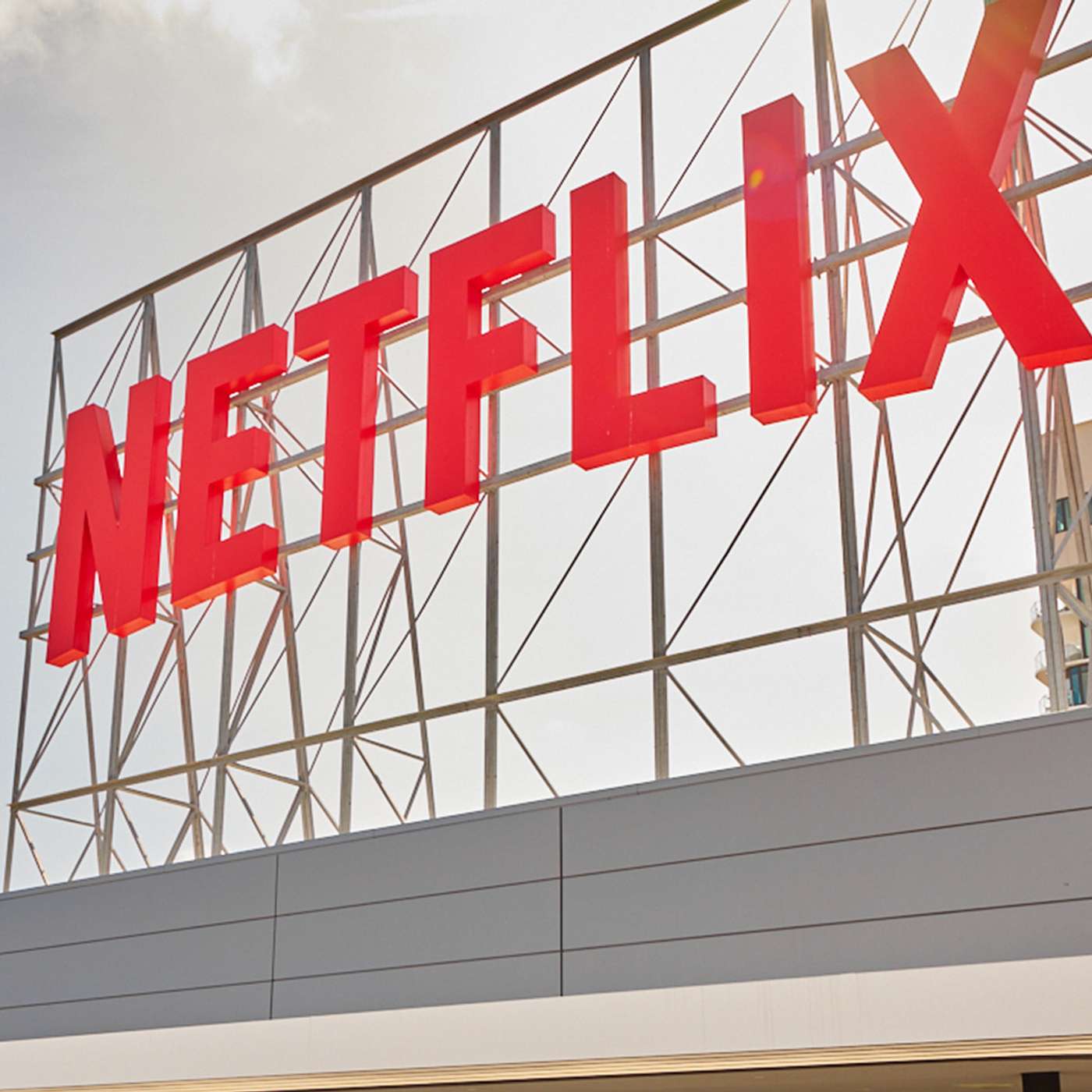 Netflix: A Wall Street szerint a streaming óriás részvényeiben még mindig van potenciál episode artwork