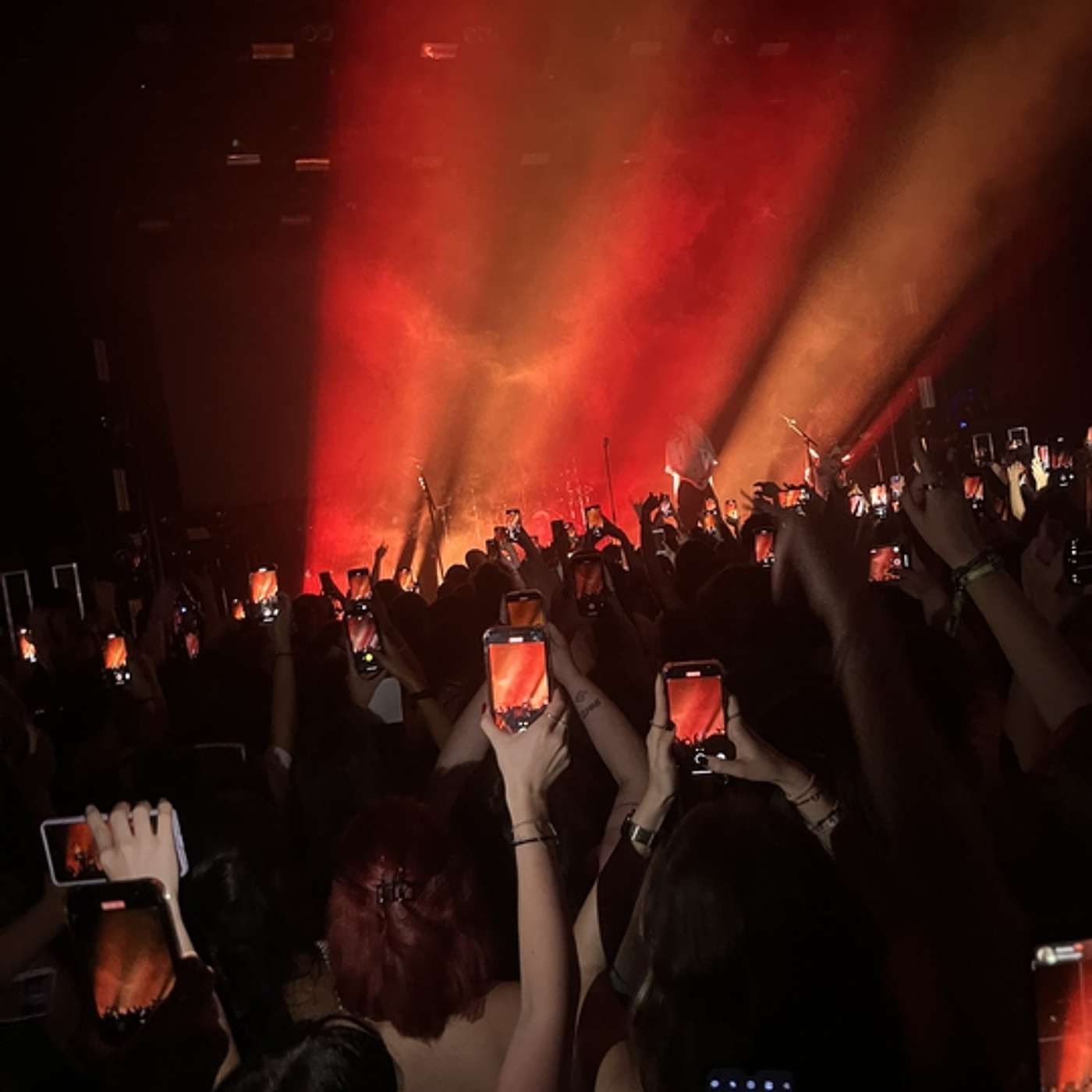 Chase Atlantic: The Magic of Music in Łódź! .