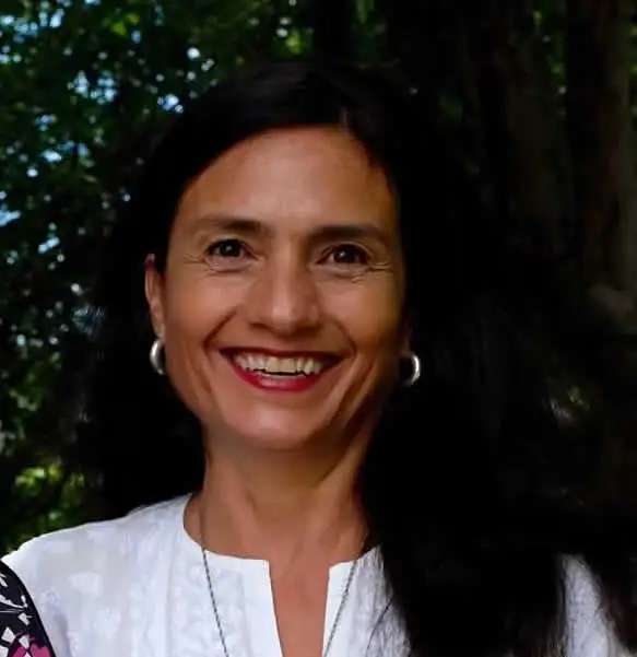 Isabel Martinez, CLTI
