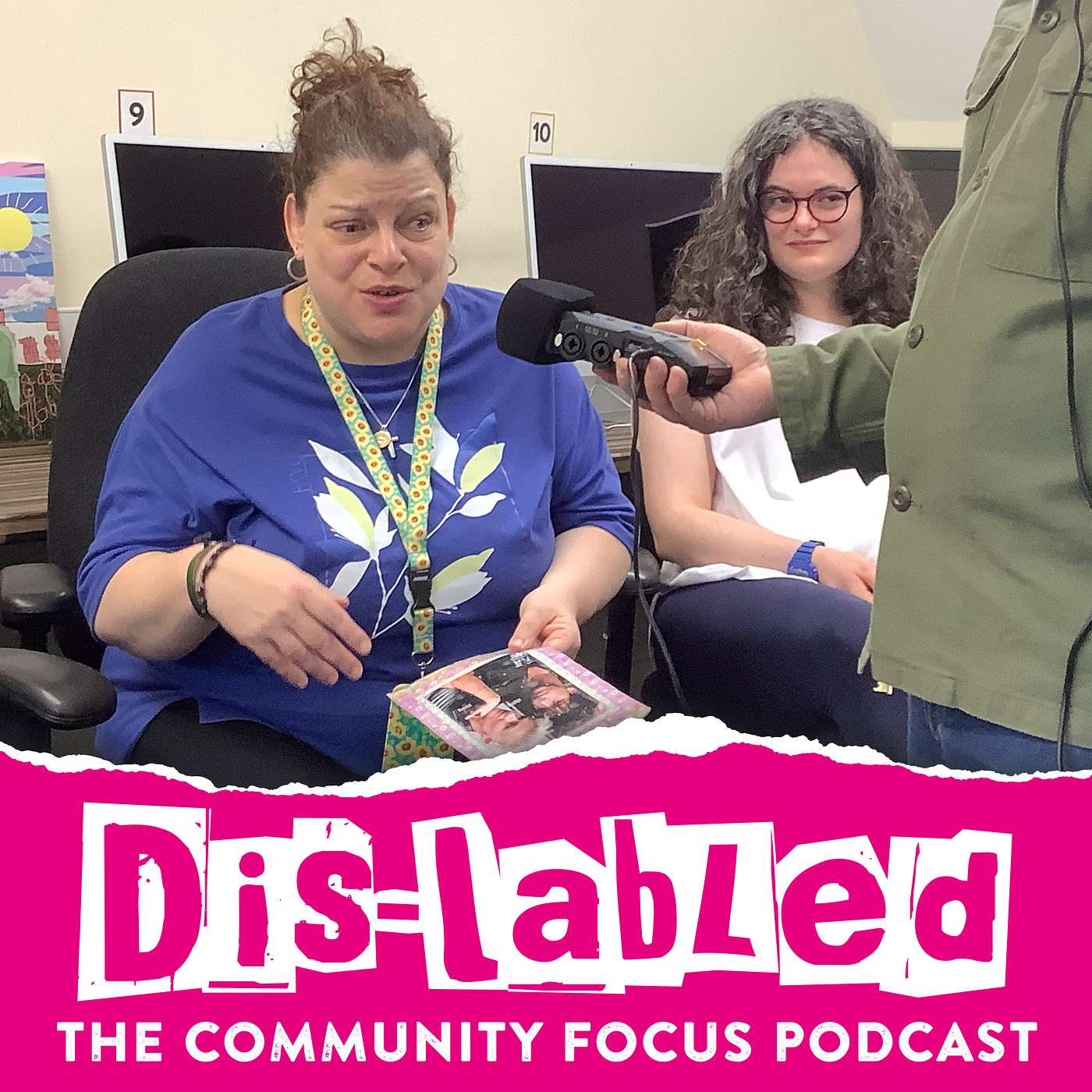 Ep 54: The Cost of Happiness, Restaurant Nightmares & Carol Time!