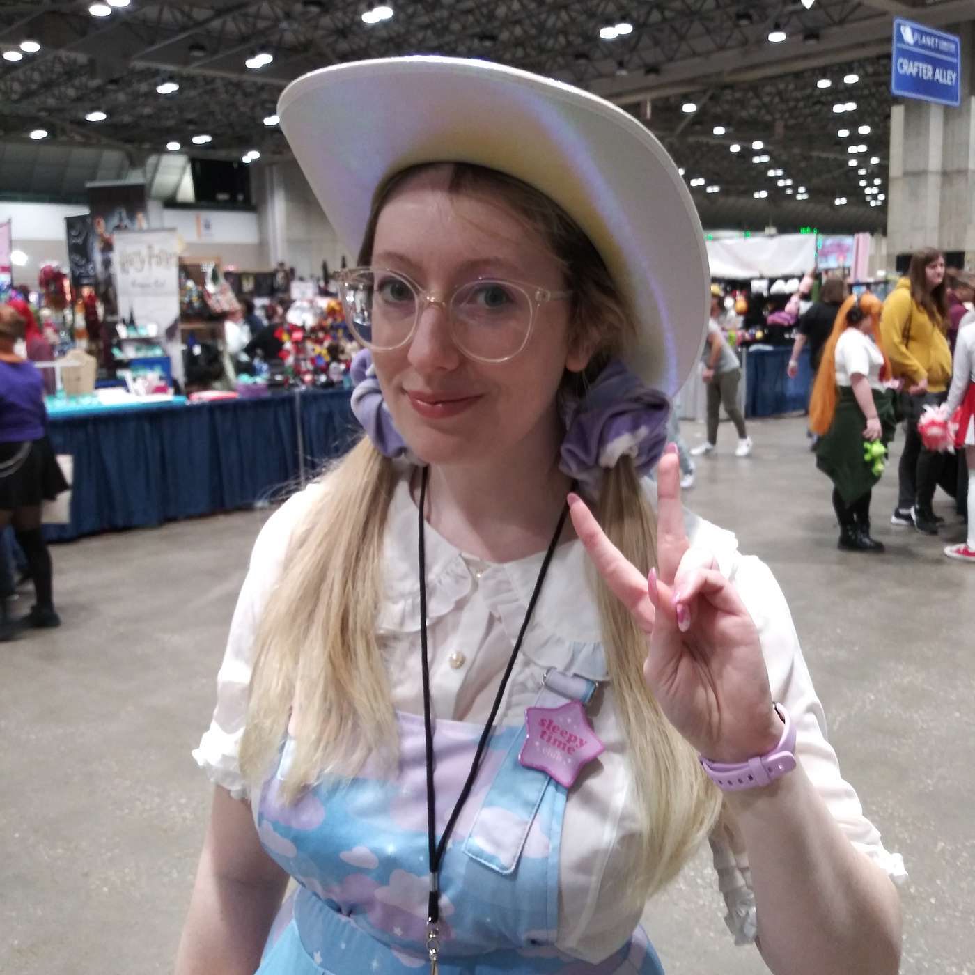 Episode 454: "Planet Comicon 2024: Kristin (Fashion Designer)" episode artwork