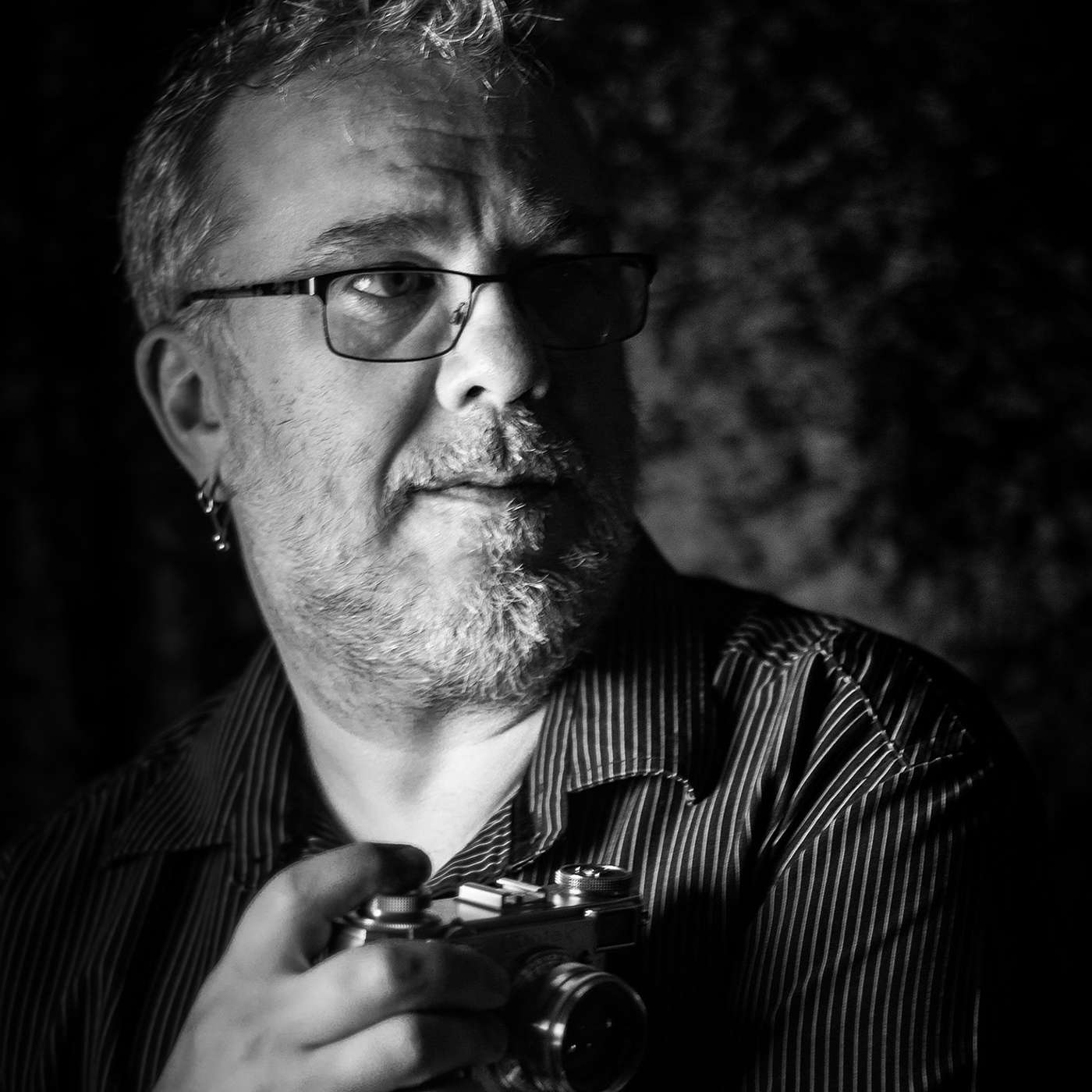 Prolific Composer, Songwriter and Producer, Robin Guthrie of The Cocteau Twins episode artwork