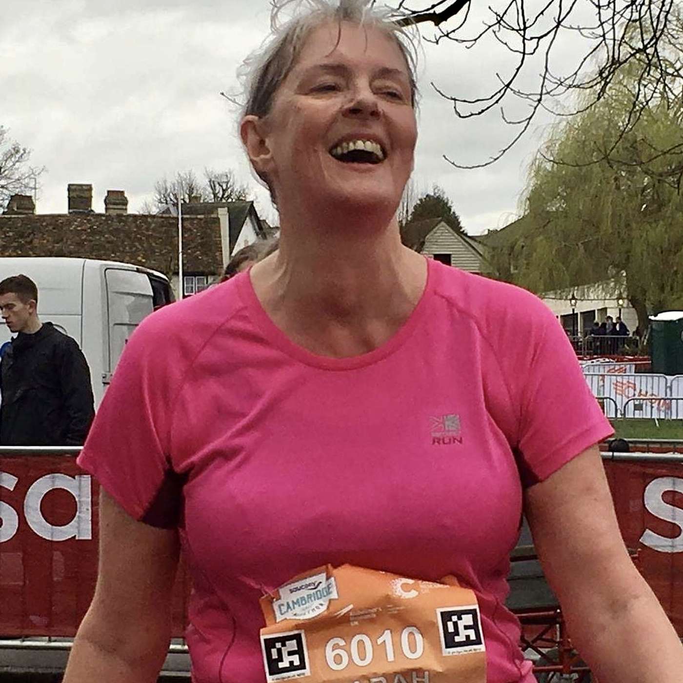 Episode 43 - Sarah Hart - Cancer Survivor & Runner