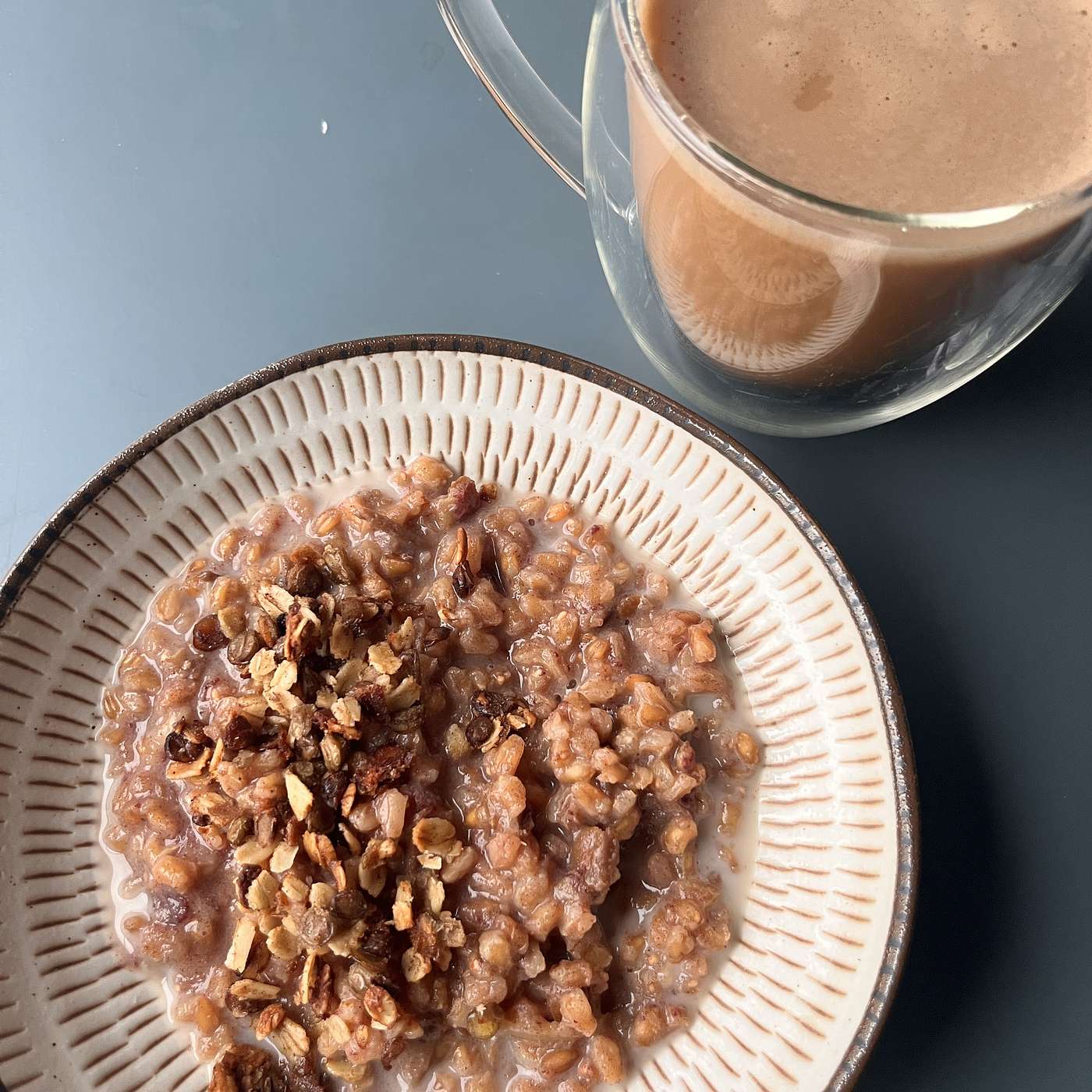 S6 E14: Hot Breakfast Farro with Dates and Homemade Spiced Chai