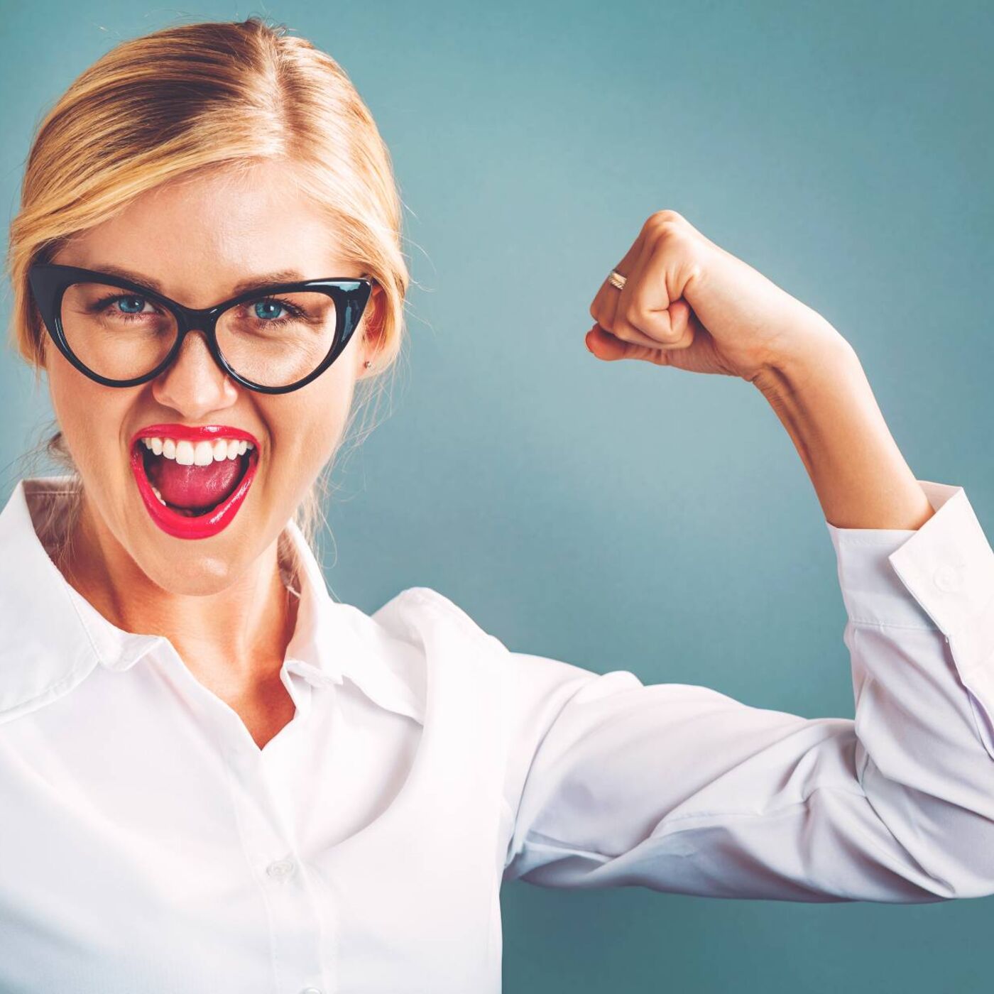 "STRONG" WOMEN LISTEN UP - Men are NOT Intimidated By You {Reaction} | Helios Blog 347