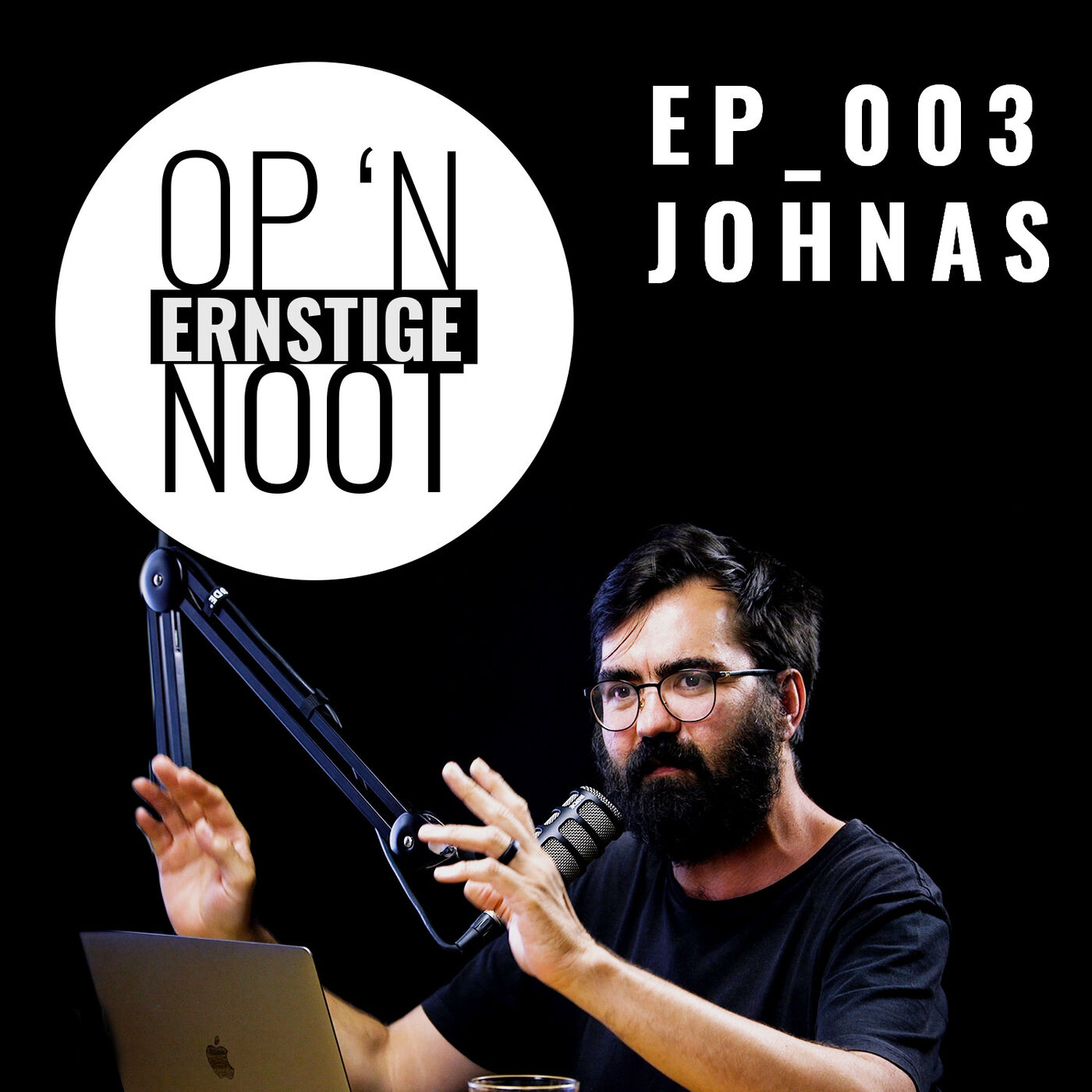 Op \'n Ernstige Noot: Chats met Rikus de Beer