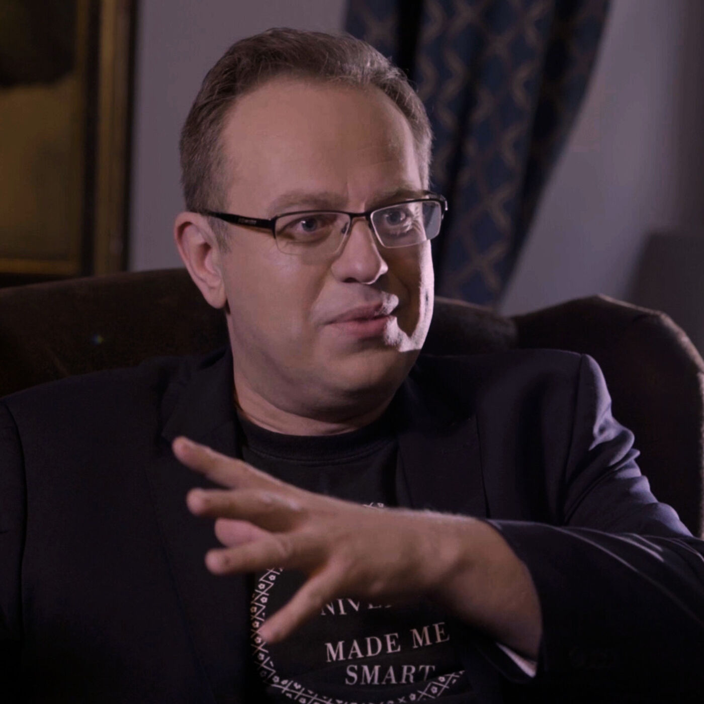 VÁCLAV MORAVEC: "Mrzí mě intelektuální úpadek české politiky."