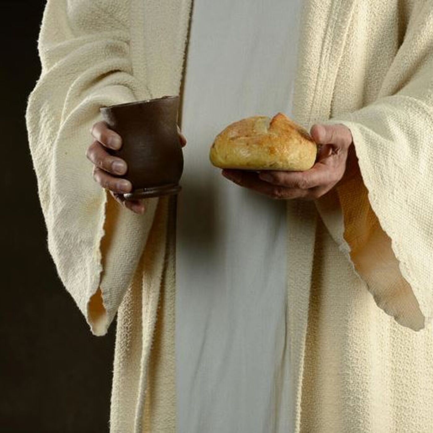 Евхаристия иисуса христа. Святая чаша евхаристия. Хлебопреломление иисус. Иисус в евхаристии. Иисус хлеб.