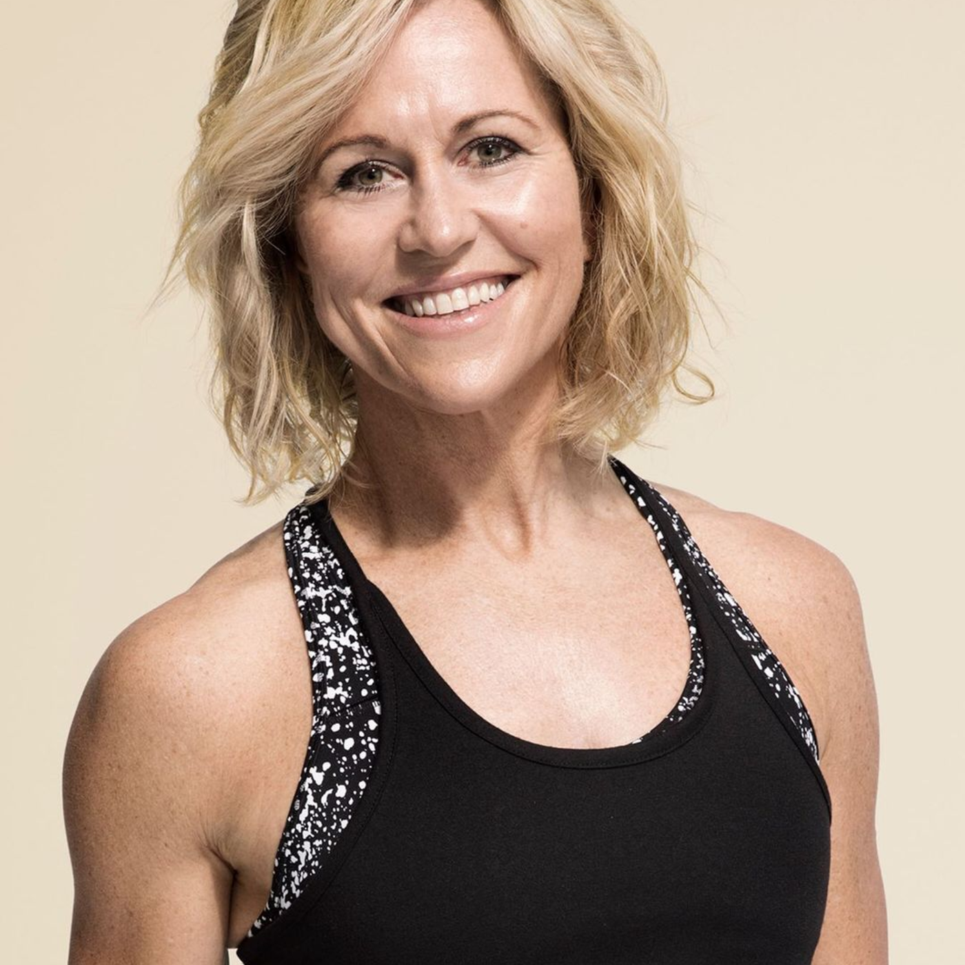 Interview with Kylie Gates: the "secrets" of keeping a superfit 30-year-old body at any age,  and world-class Les Mills programs, helping you to look like an athlete without having to train like one!