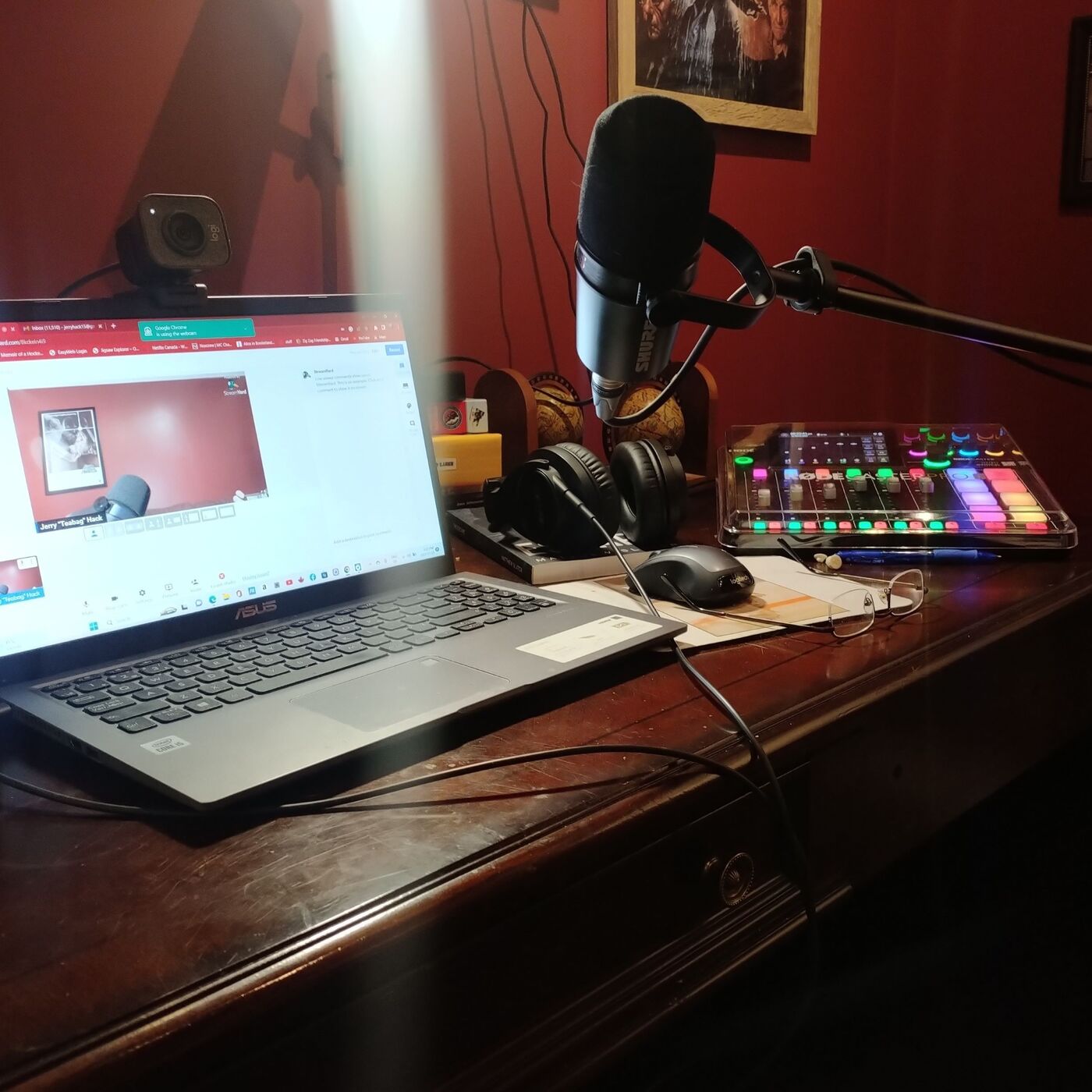 H, B & S Interviews Nathan Lajoie - Hockey Book Collector Extraordinaire!