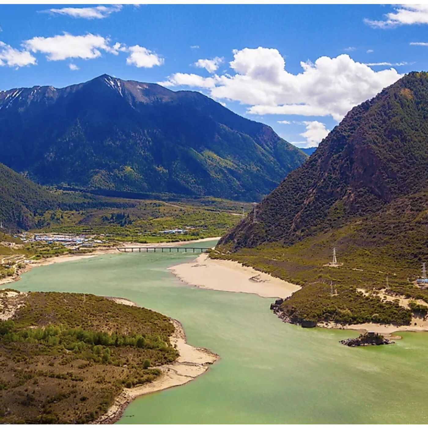 Saturday, January 13, 2024 - Somewhere between new and crescent, it's ... BABYMOON!