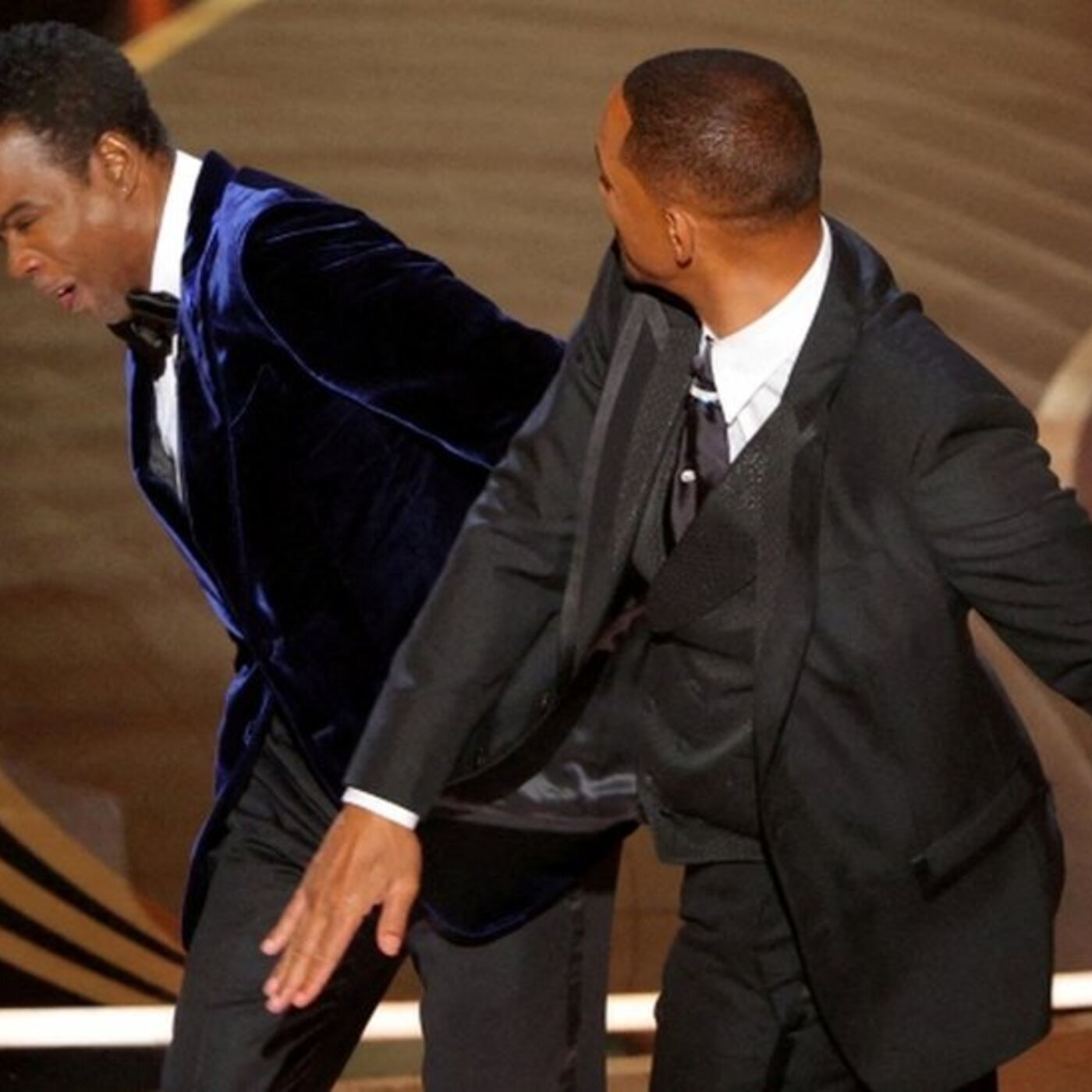 Will Smith Slaps Chris Rock, Thinking it Will Protect Him from Jada Pinkett {Reaction} | Helios Blog 242