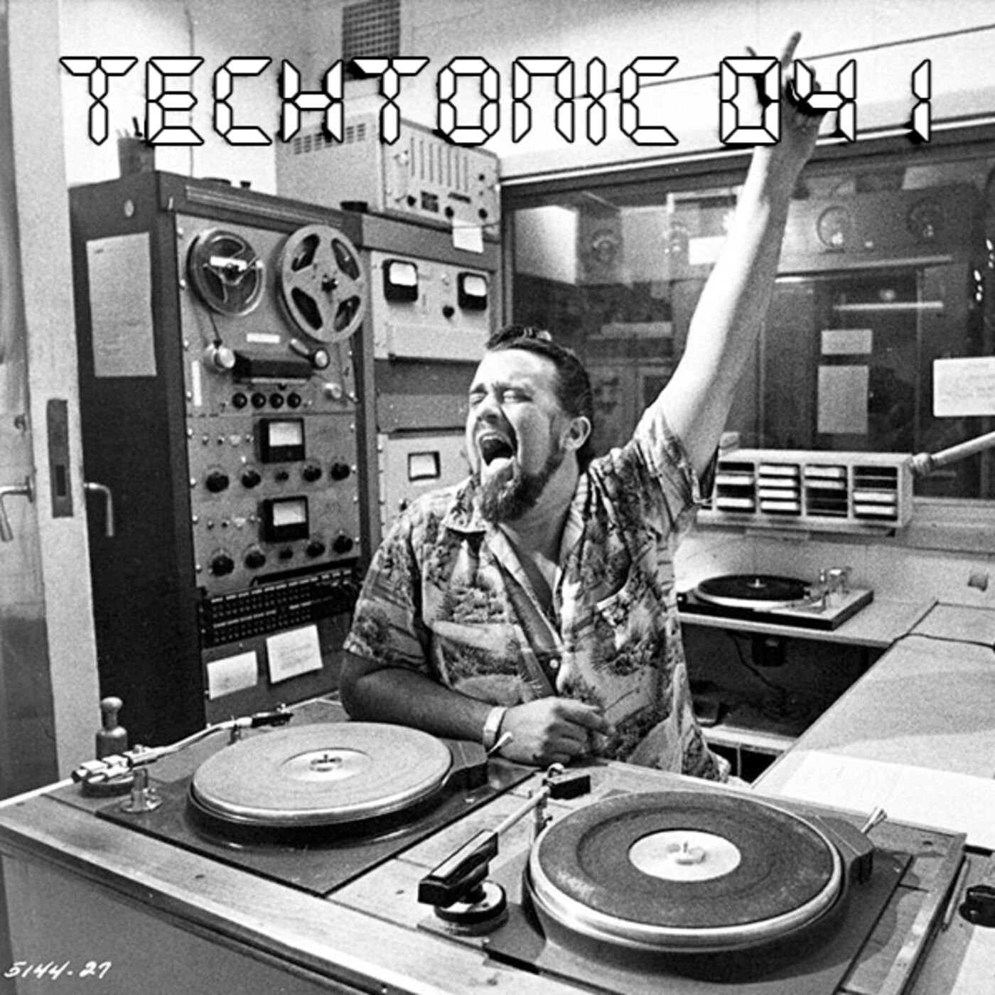 TechTonic E41 'Love Will Cut You Like A Knife' August 2019 Techno Mix plus GUEST MIX (DYPLEX)
