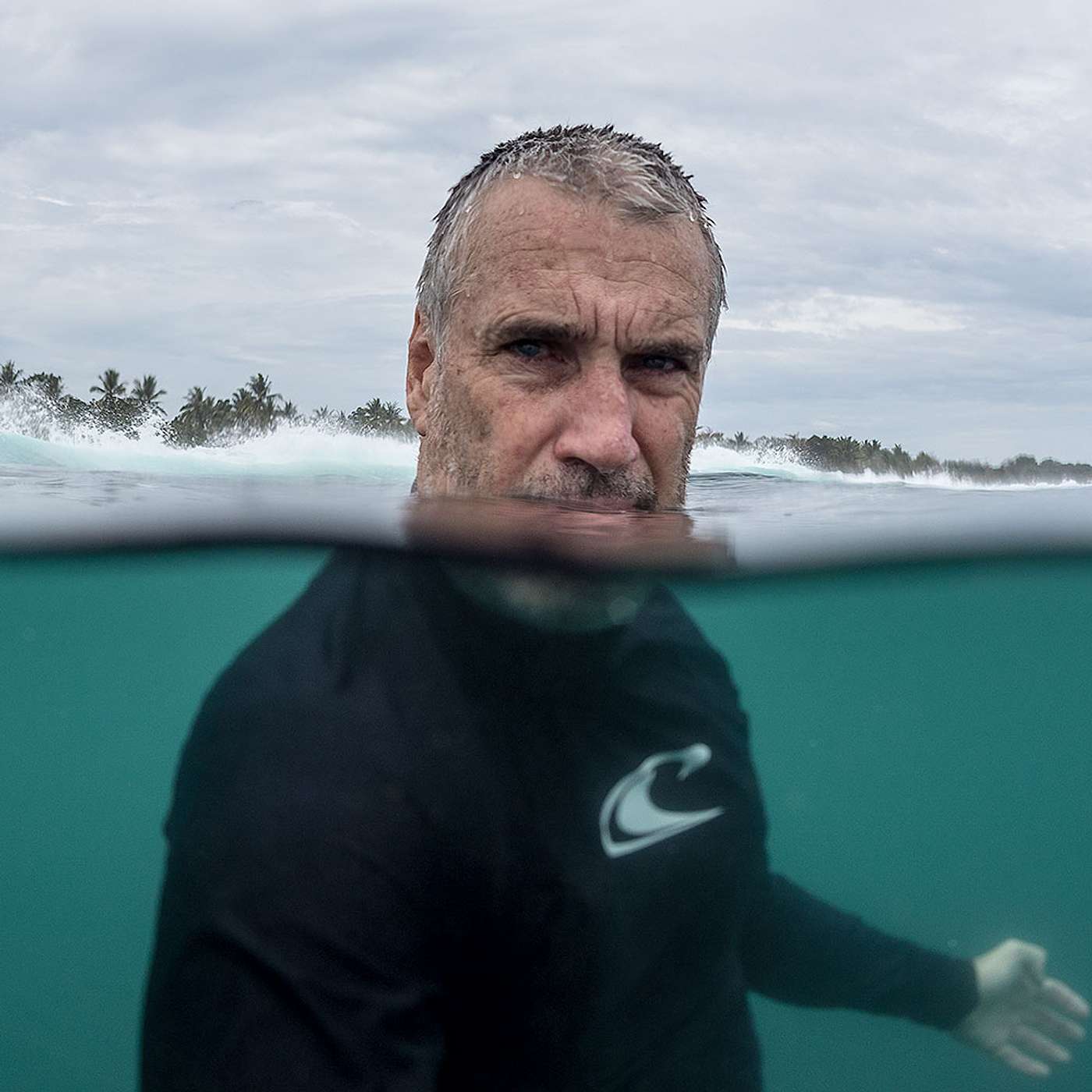 Craig Levers - NZ surf photography and surf publishing legend Craig Levers - NZ surf photography and surf publishing legend