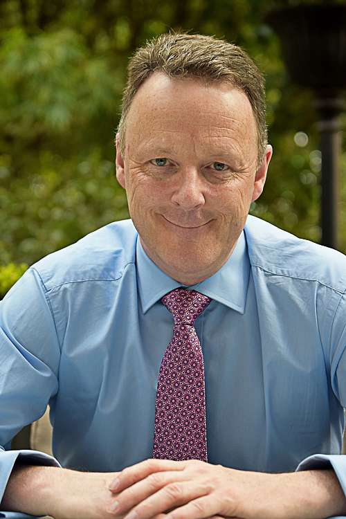 Jonathan Kemp