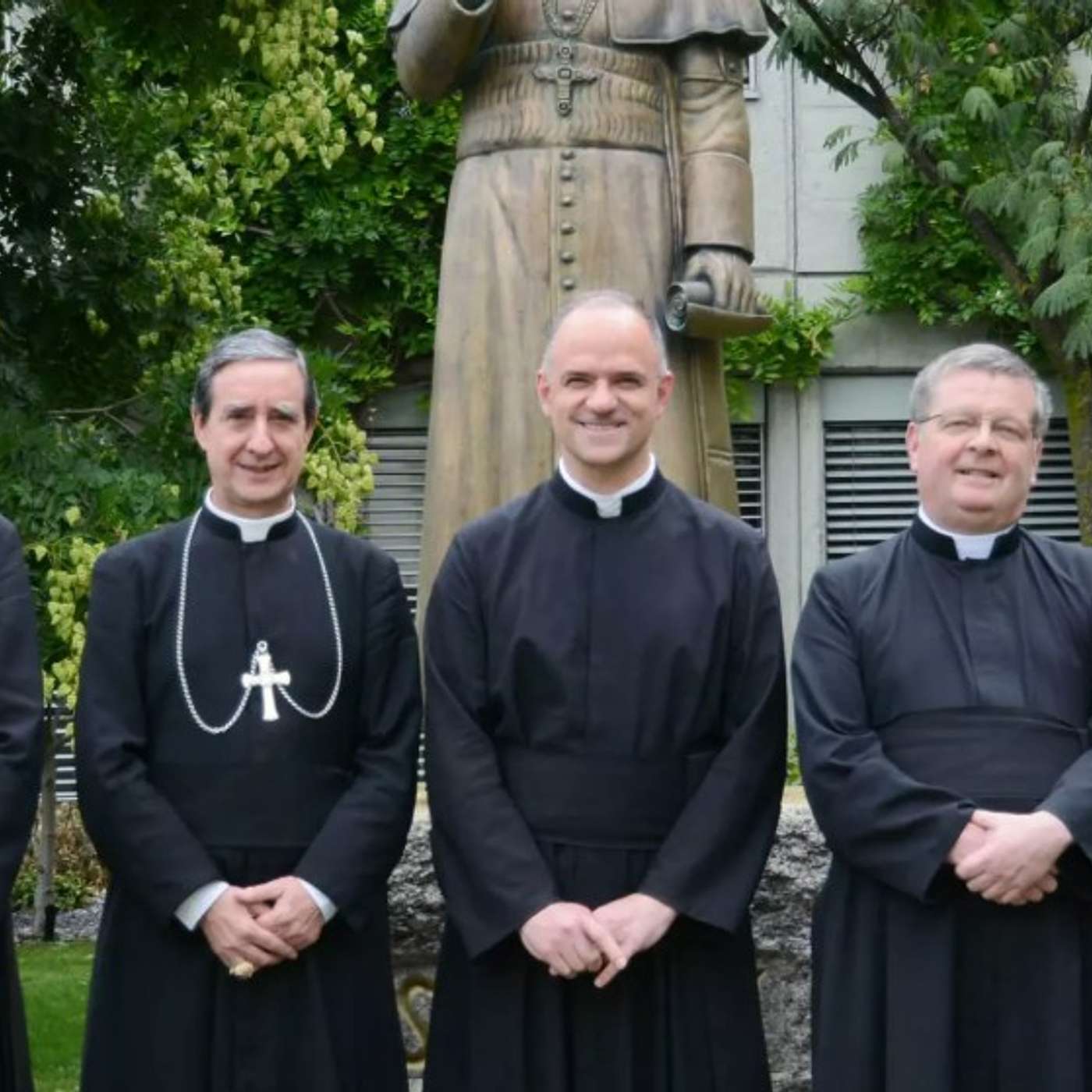 Episodio 1255: DEBATE: ¿Sera un acto CISMATICO? FSSPX Consagraciones Nuevos Obispos