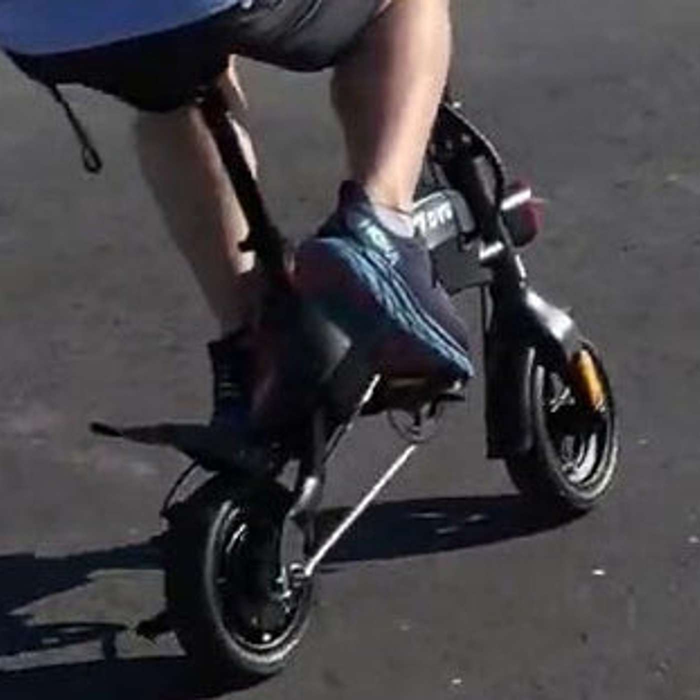 DYU S2 10" Mini Size Folding Electric Bicycle episode artwork