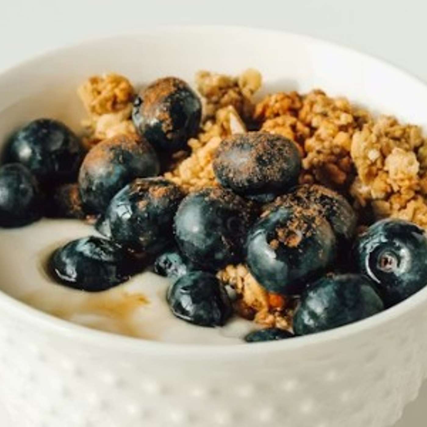 Episode 4.03 - What’s Really In Store-Bought Granola And How To Make A Cleaner One episode artwork