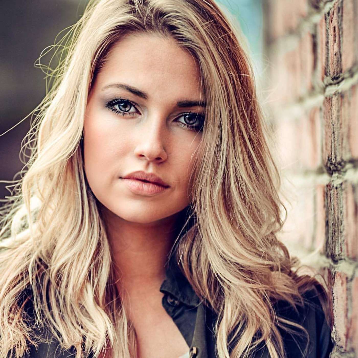 FREE Country concert with CLAUDIA HOYSER at Mud Creek Bison Ranch, Savona 4/5/25