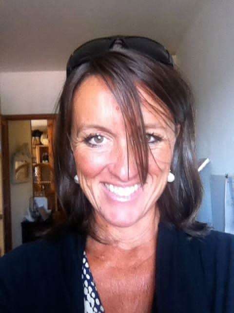 Fiona Robertson