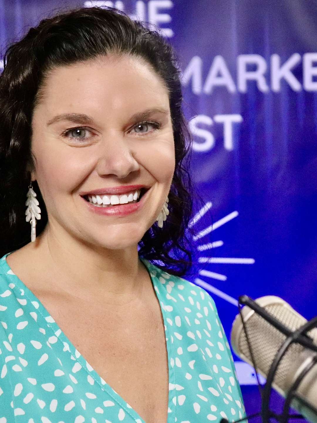 Stephanie Barrow