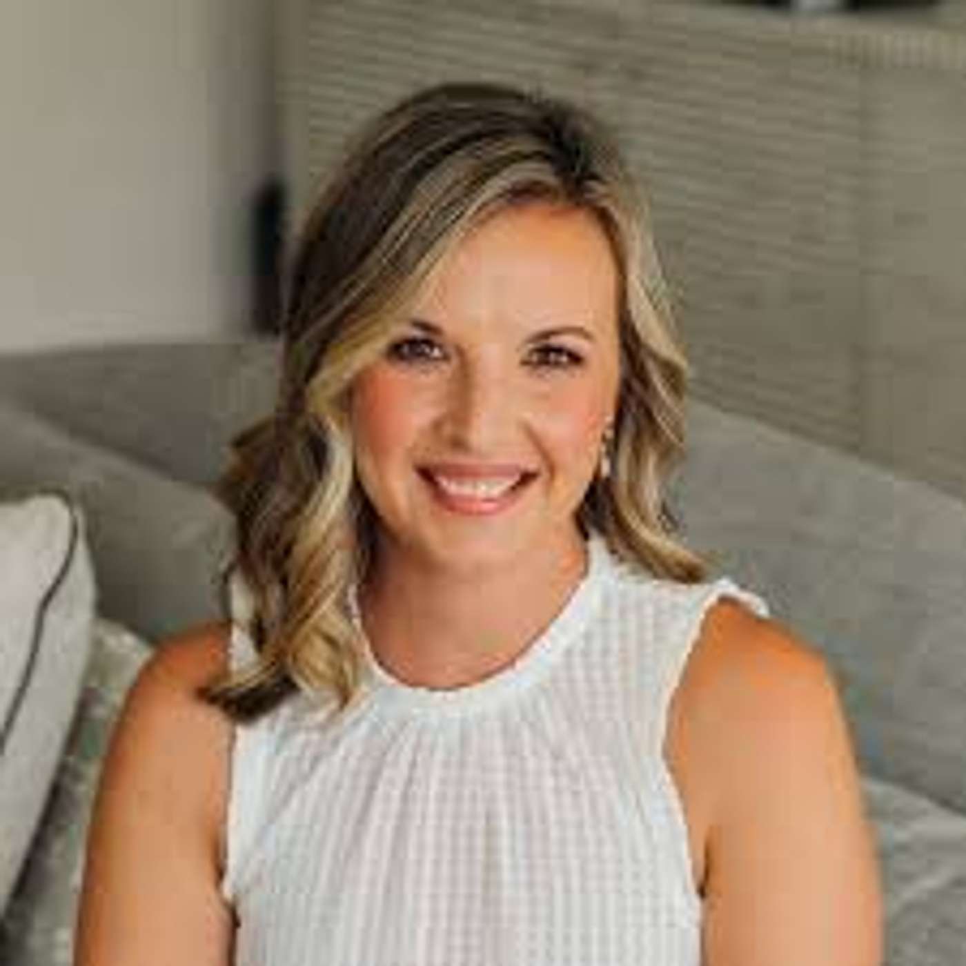 Alayna Hermans: From Classroom to Clients: Redesigning Life Through Entrepreneurship episode artwork