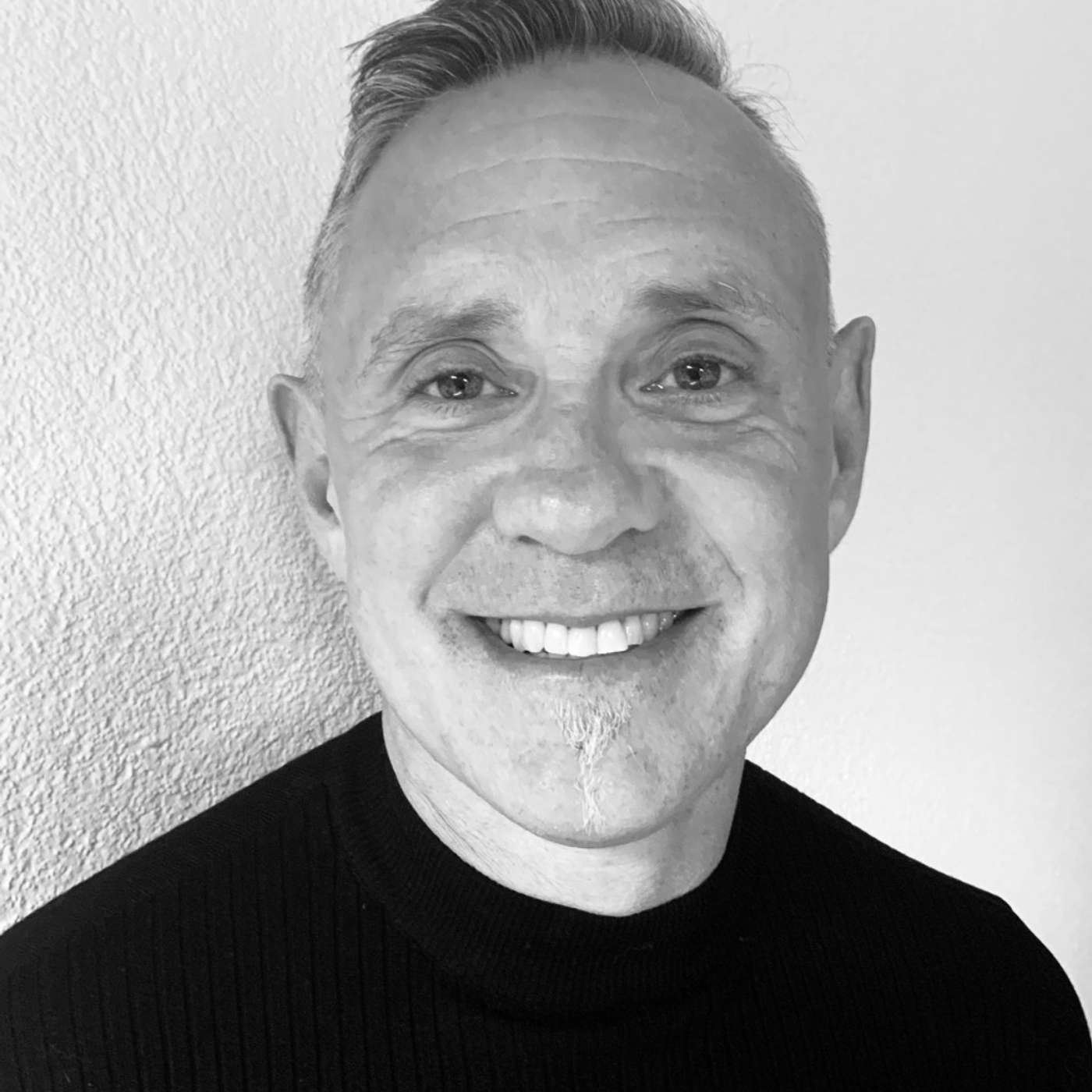 # 140 - In Times of Uncertainty with Julian Edwards-Primary Principal at Inter-Community School Zurich episode artwork
