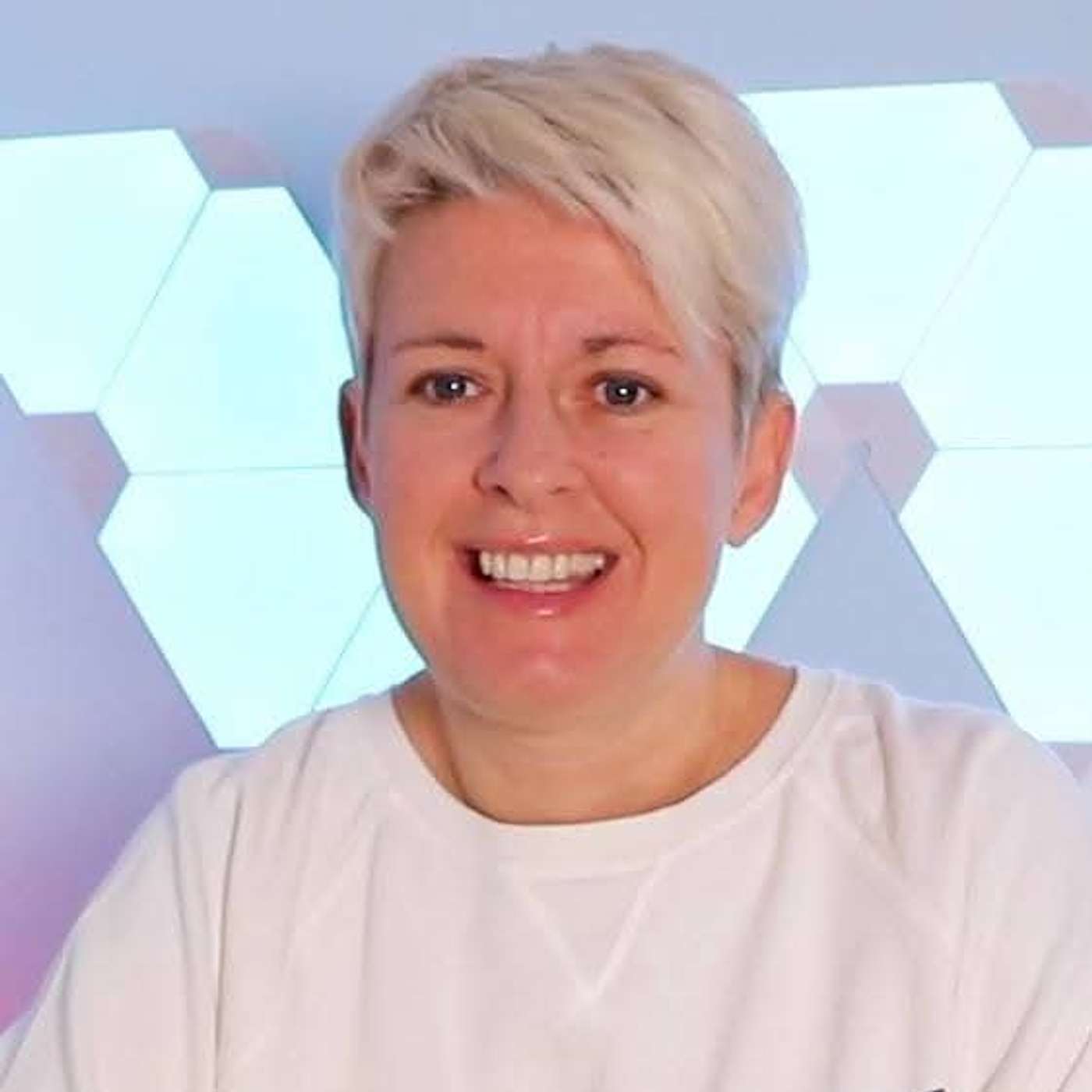 Unlocking the Cards Toni Savory on Kipper, Lenormand and the Magic of Divination