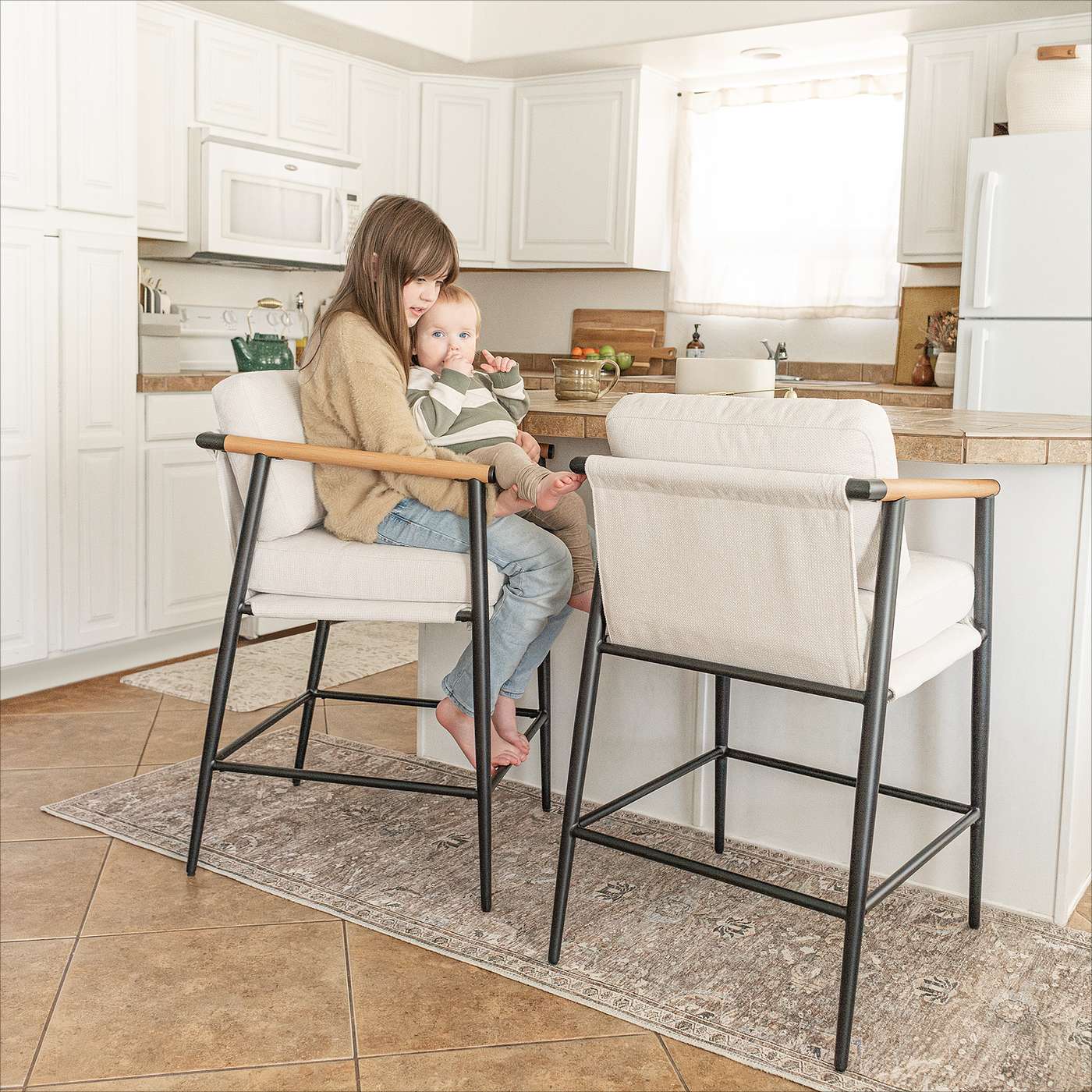 Bar Stool Trends: What's Hot in 2024