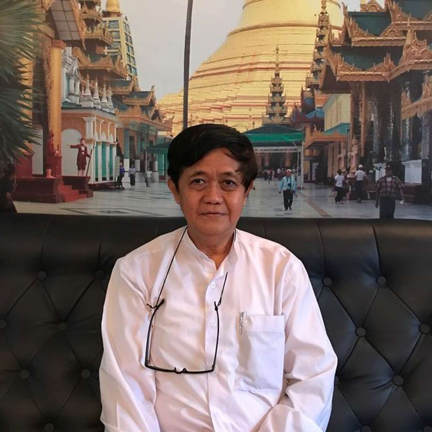 U Khin Maung Lynn, born 1951, diplomat, school days at Methodist English High School and Yangon University, Ministry of Foreign Affairs during 1988 student uprising