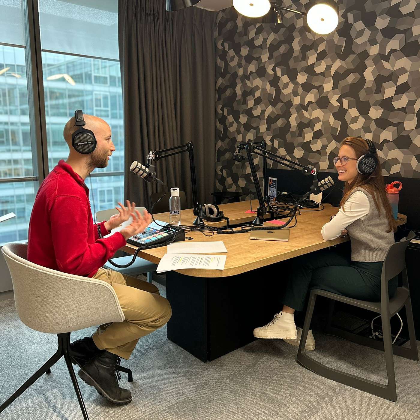 Podcasts by Cevora (NL)