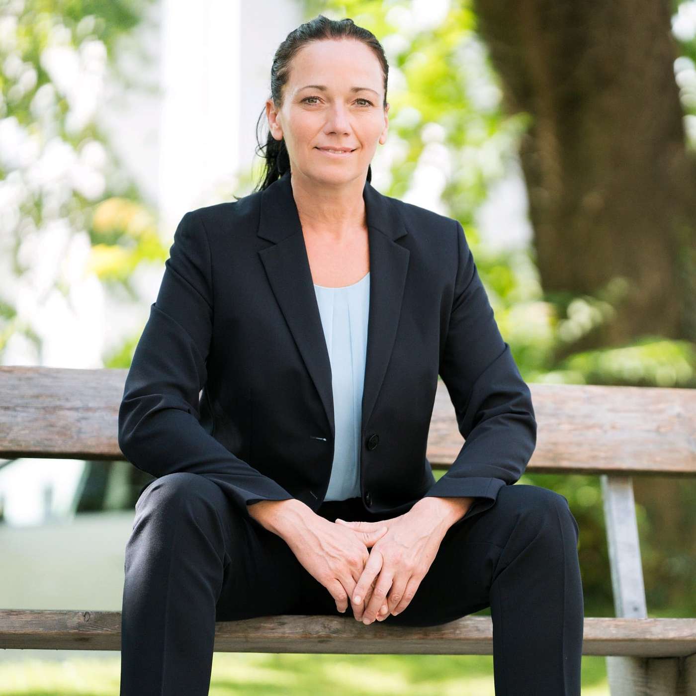 "Und sowas nennen sie dann 'Liberale Demokratie' !"