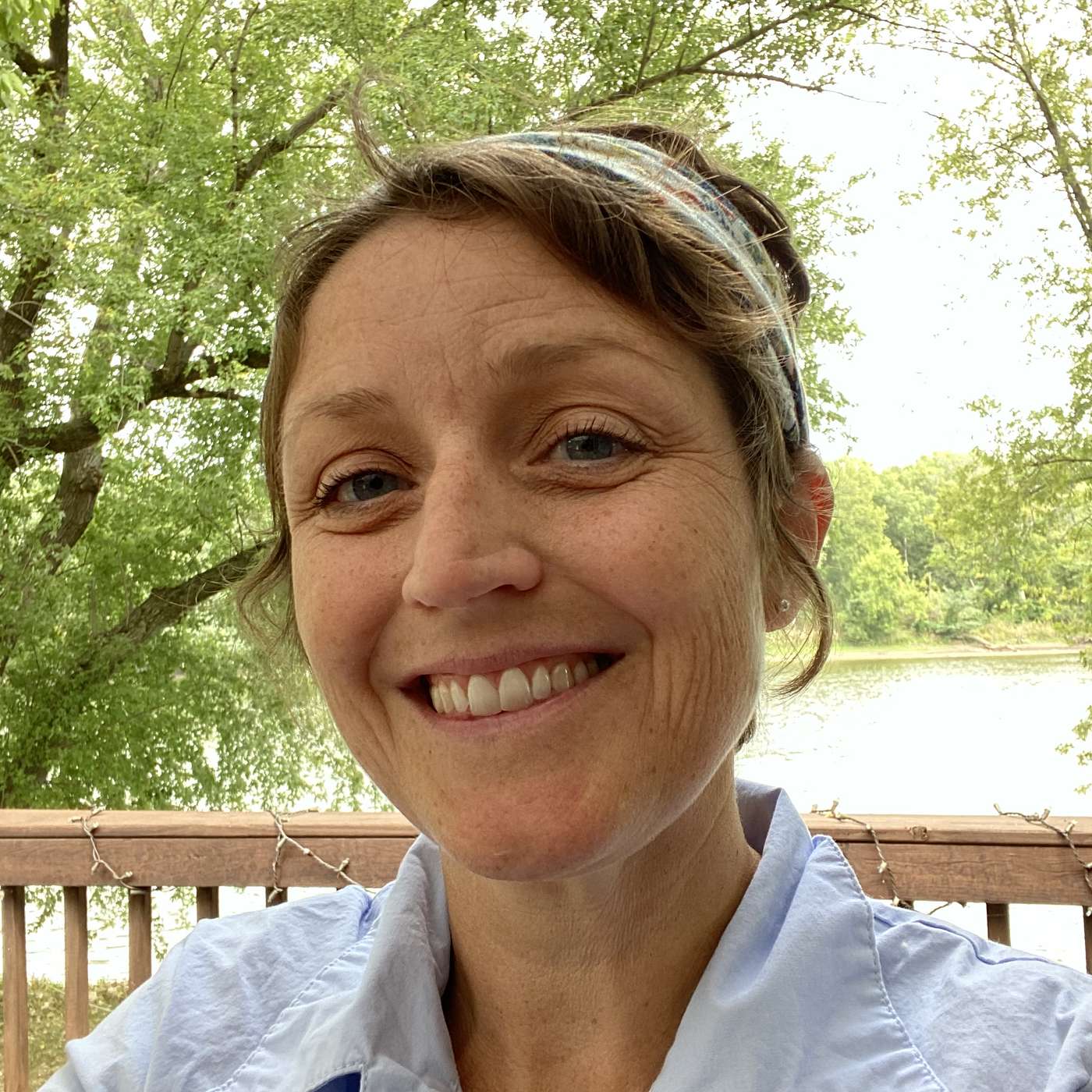 S15, E3:  Kelly Rusch on serving in the Peace Corps in El Salvador episode artwork