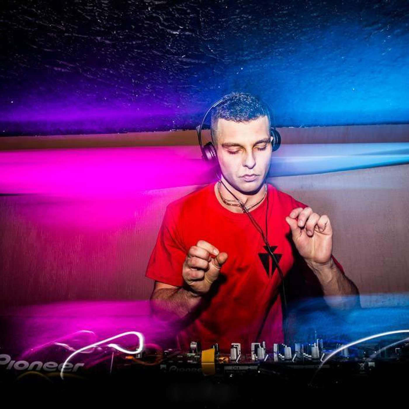 44] Štefan Tóth | O hostování v Bondi Beach Rádiu a drum’n’bassu