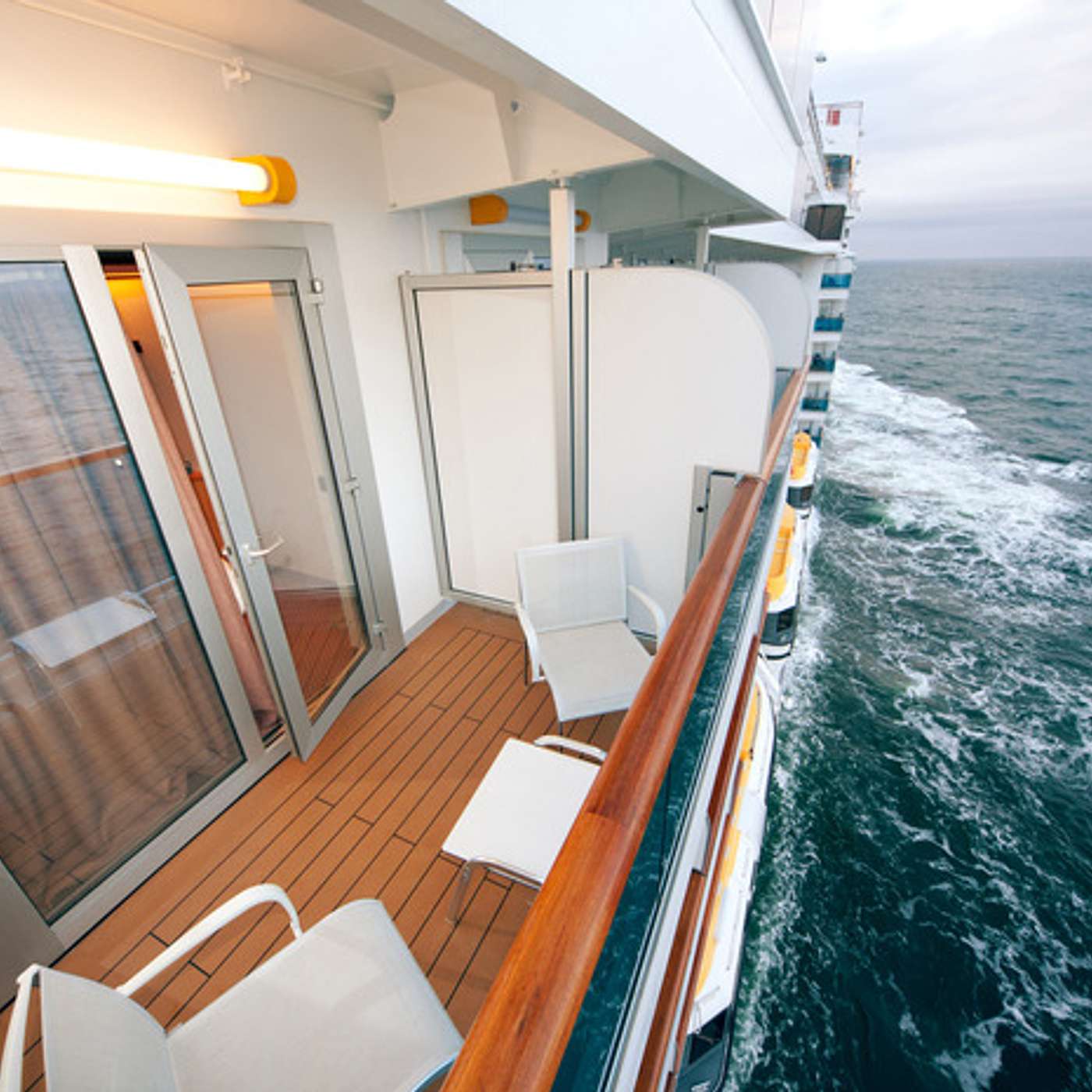 Cruise ships and cabins-EPISODE #21 Cruise ships and cabins-EPISODE #21