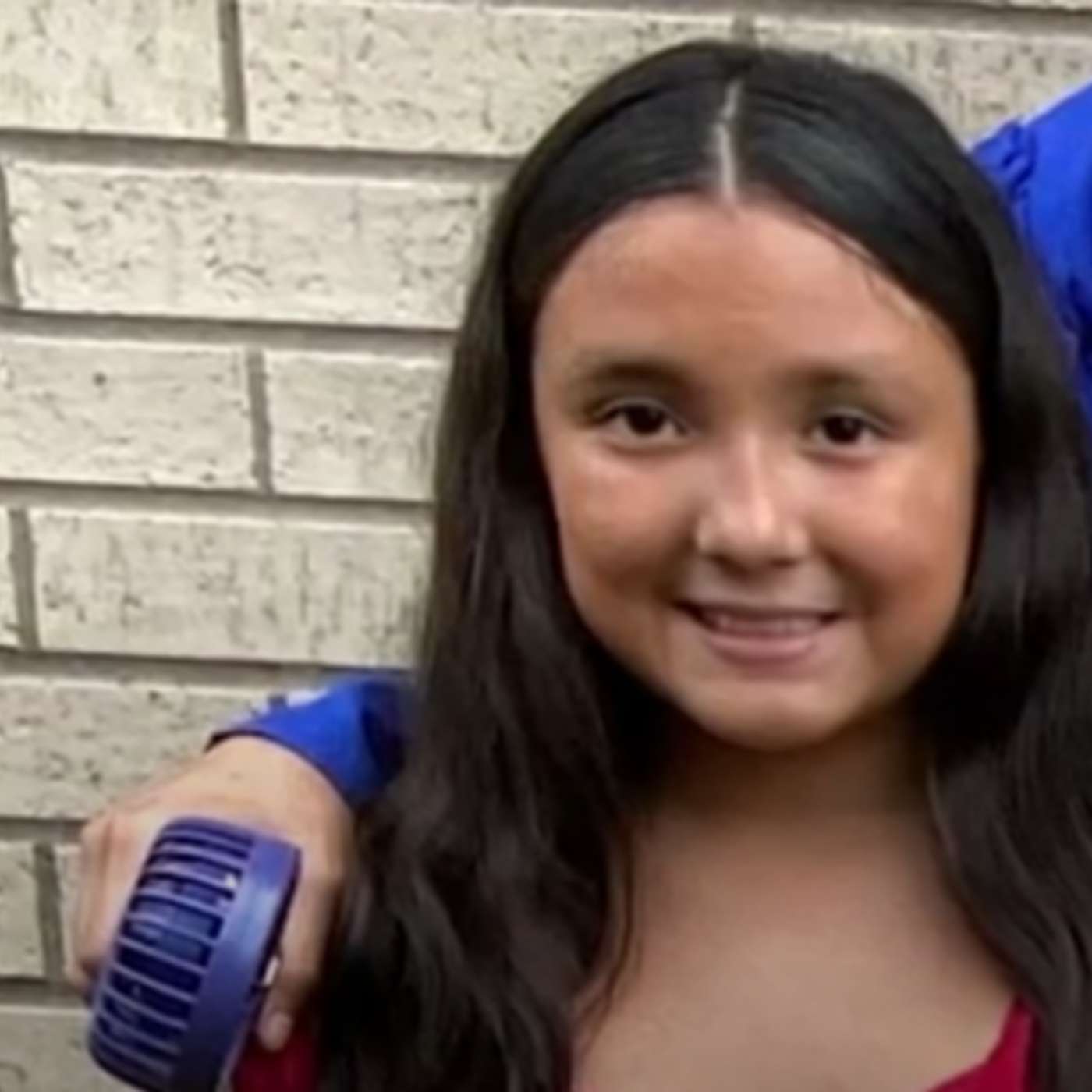 Texas Girl Ends Her Life After Being Told ICE Will Deport Her Family by Classmates episode artwork