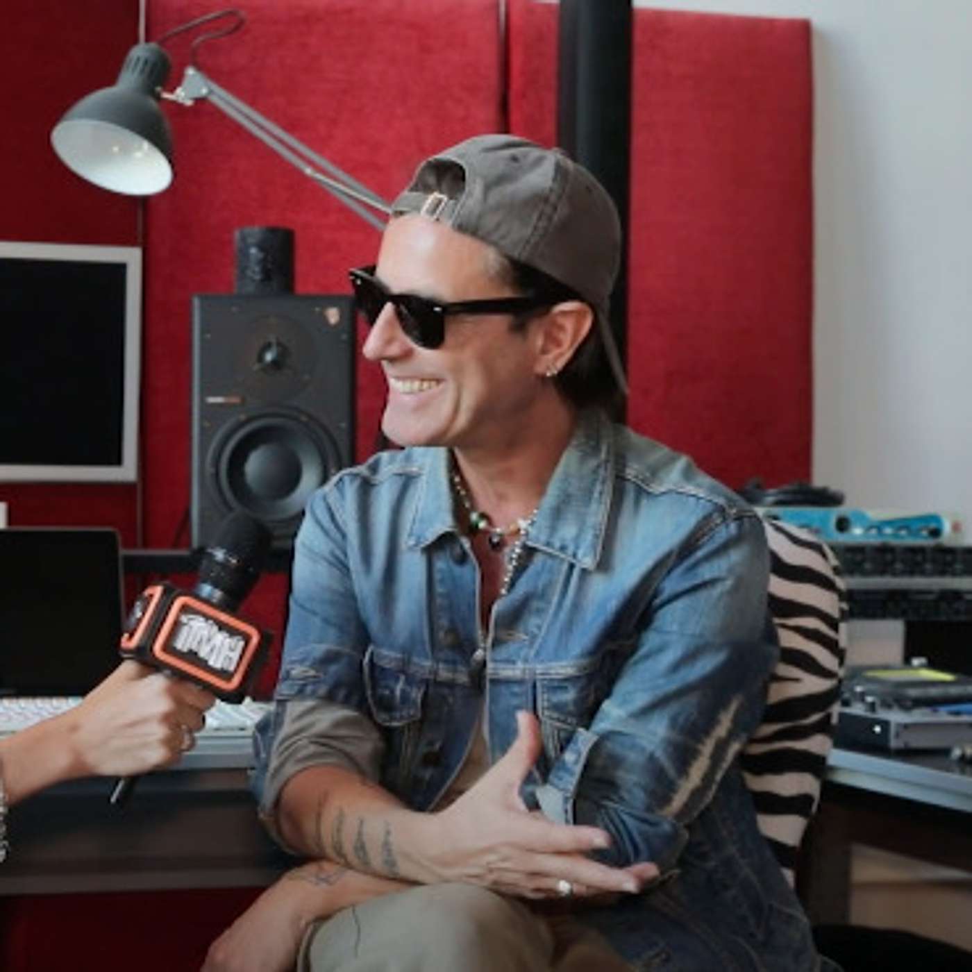 Entrevista a Coti: "De los videos disfruto cero, no disfruto nada. Detesto hacer videoclips" episode artwork