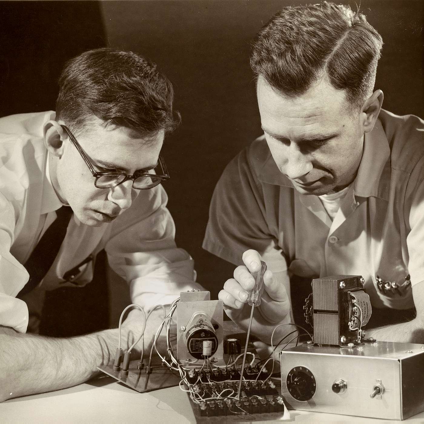 Narrated story: Frank Rosenblatt pioneered artificial intelligence in 1958