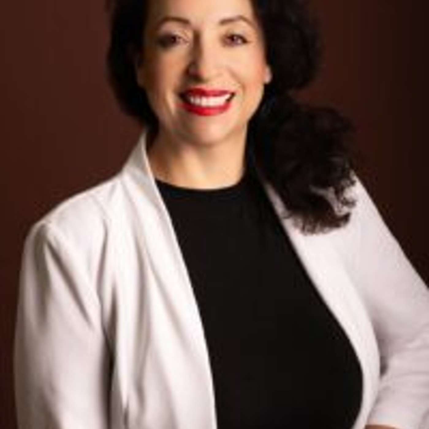 Hispanic Business Association taps Lucy Leyva of Prescott Valley