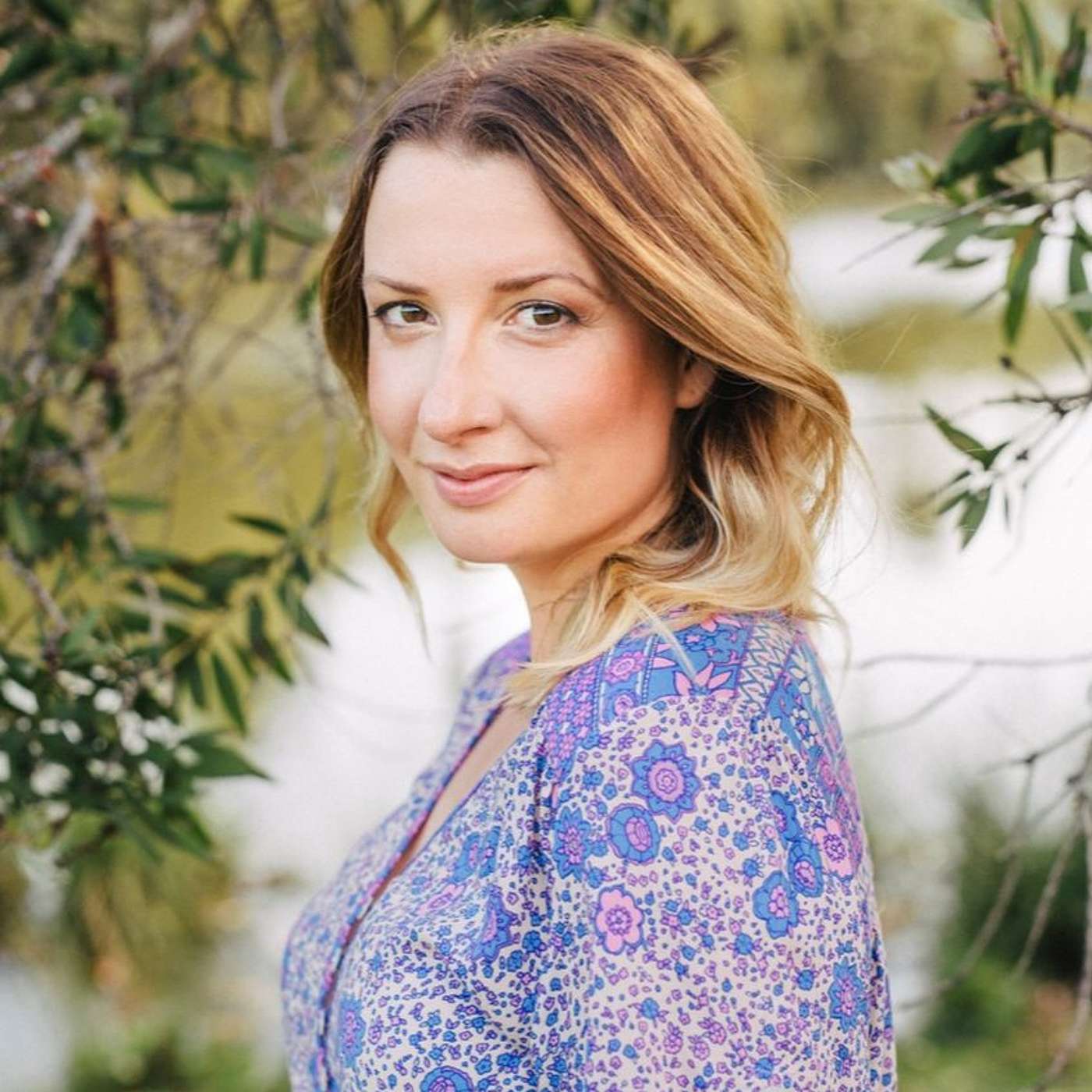 AR #77 - Manifest Your Desires Using Intention, Energy & Intuition with Jordanna Levin episode artwork