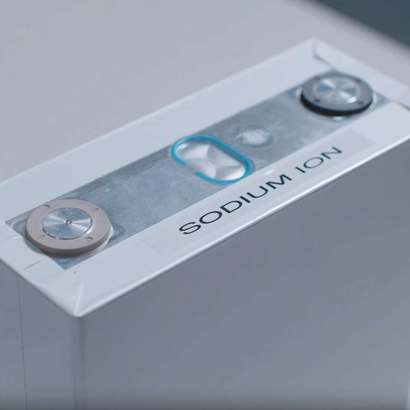Aug. 31, 2026 | Unifor ratifies GM deal; how sodium ion batteries could reshape automotive