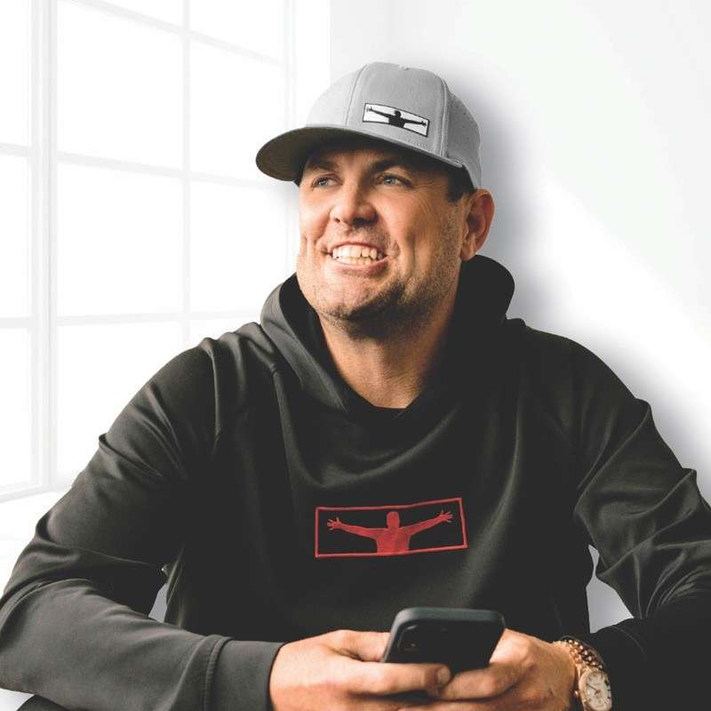 Kris Lindahl