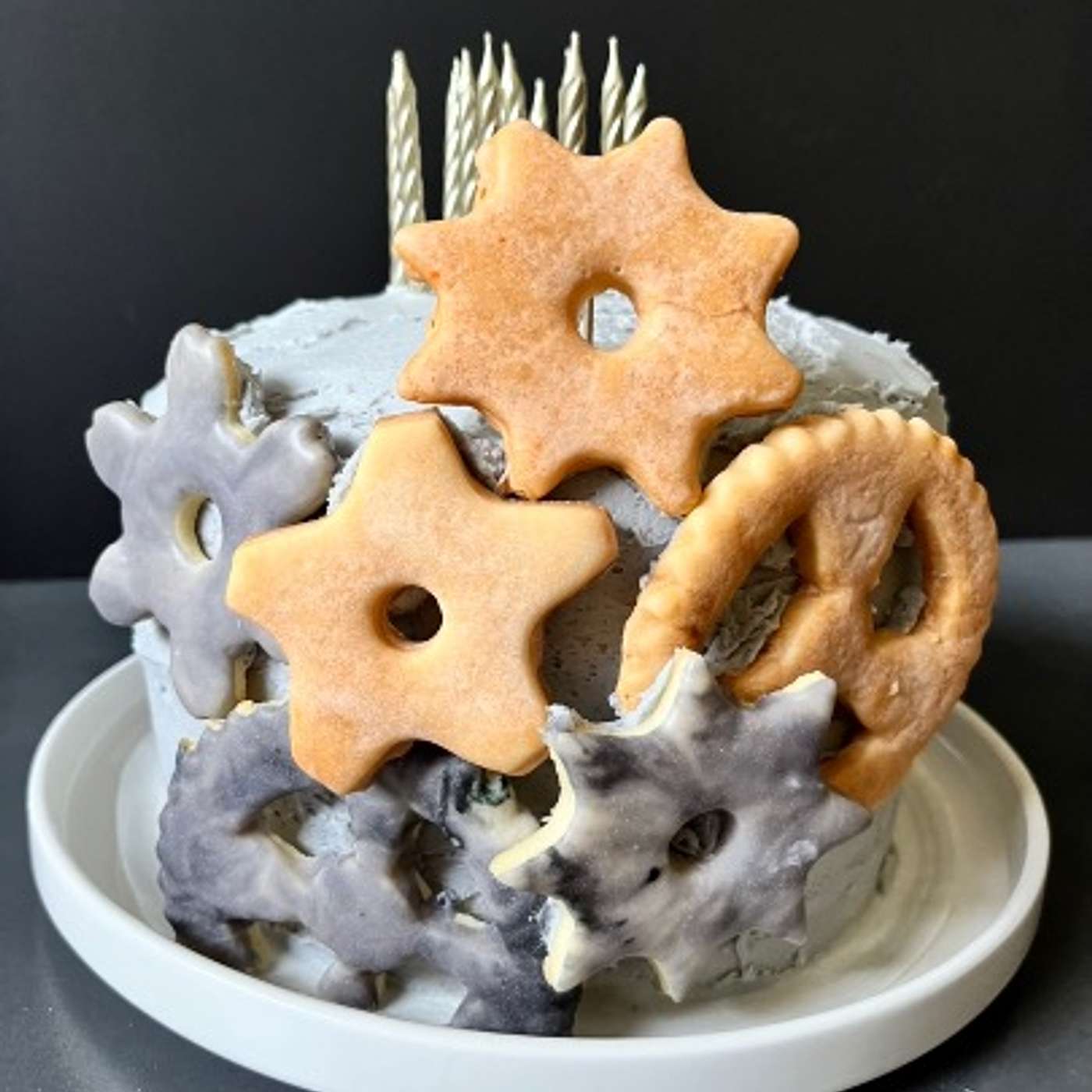 S3 E48 CAKE is a Four-Letter Word (why we're tired of decorating birthday cakes)